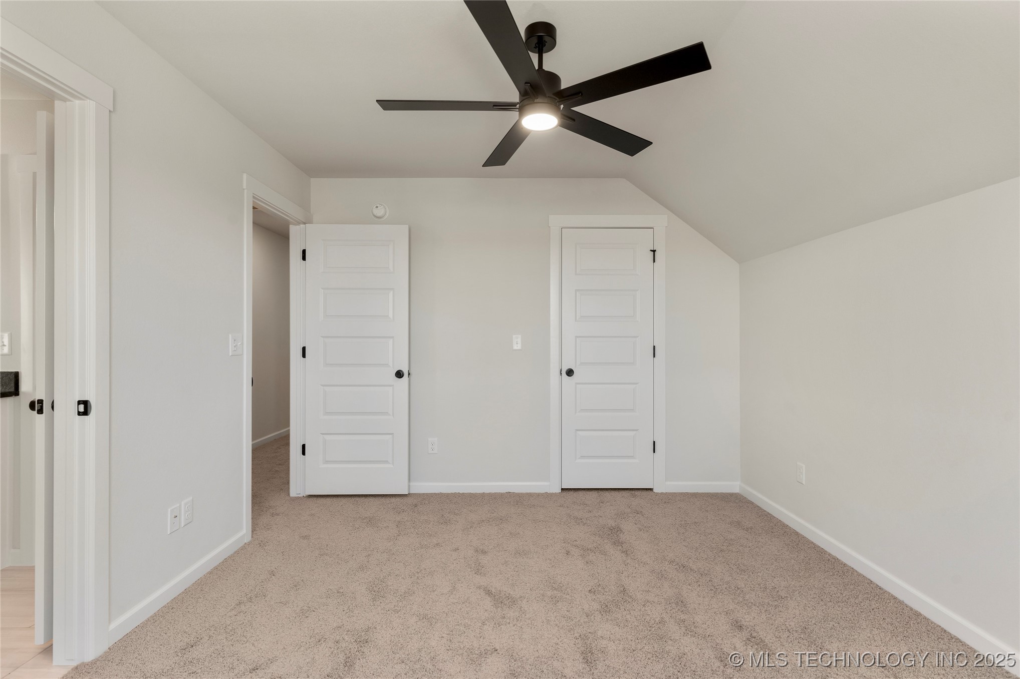 2501 E 134th Circle Property Photo 32