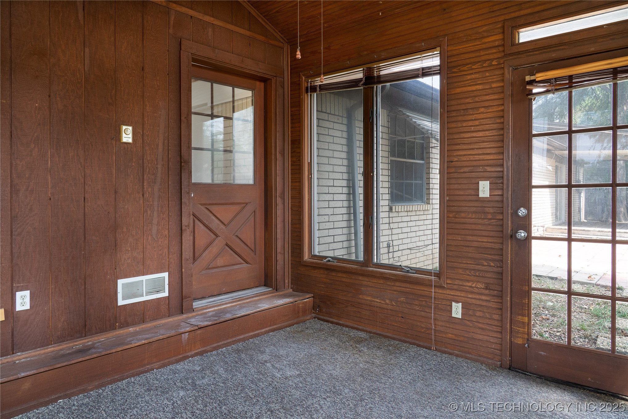 12514 E 38th Street Property Photo 18