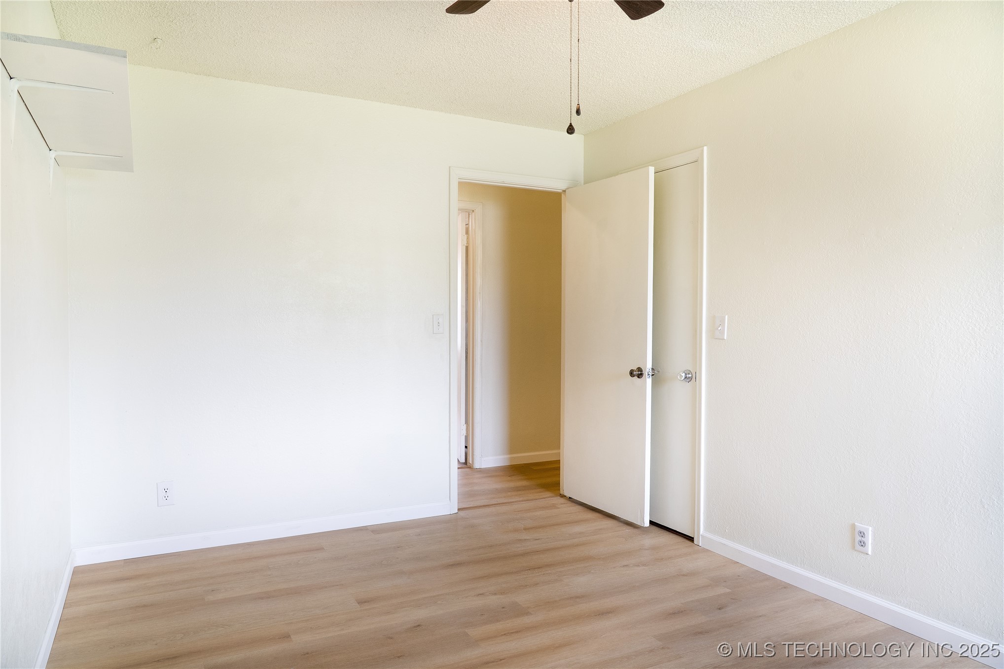 12514 E 38th Street Property Photo 25