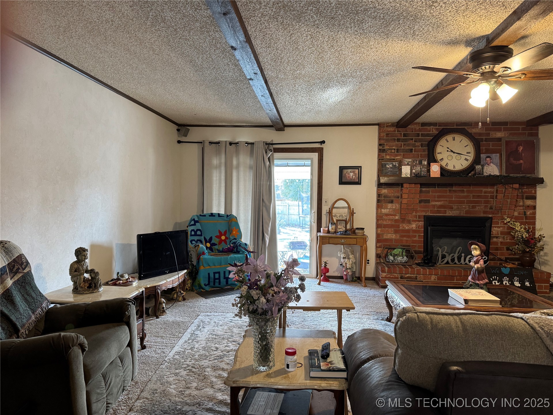 909 E Woods Court Property Photo 14