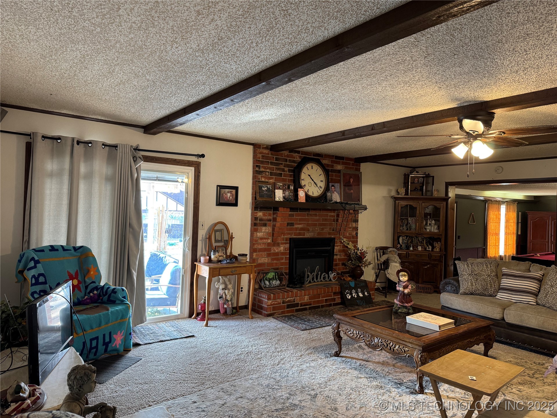 909 E Woods Court Property Photo 25