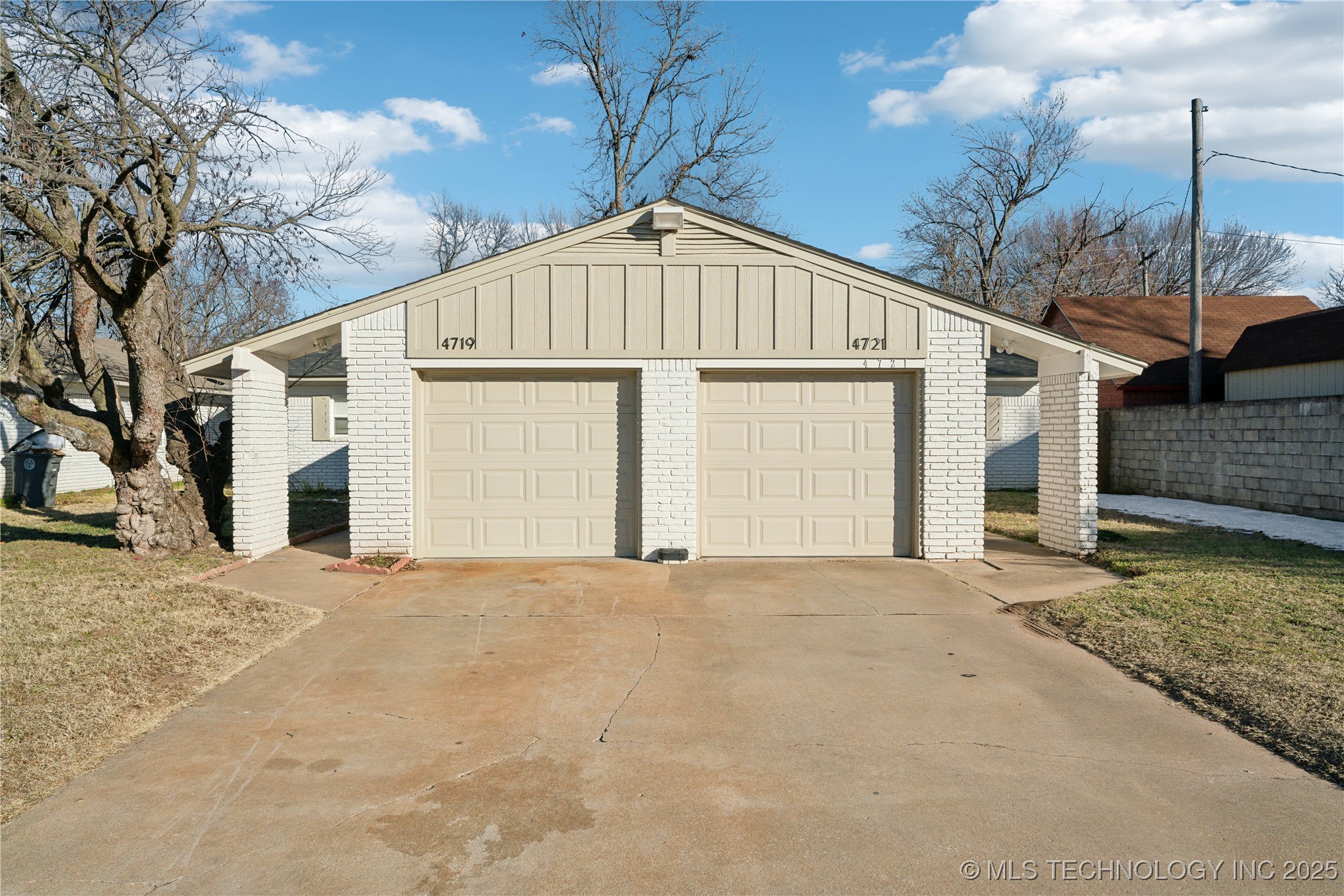 4719 S Madison Avenue Property Photo
