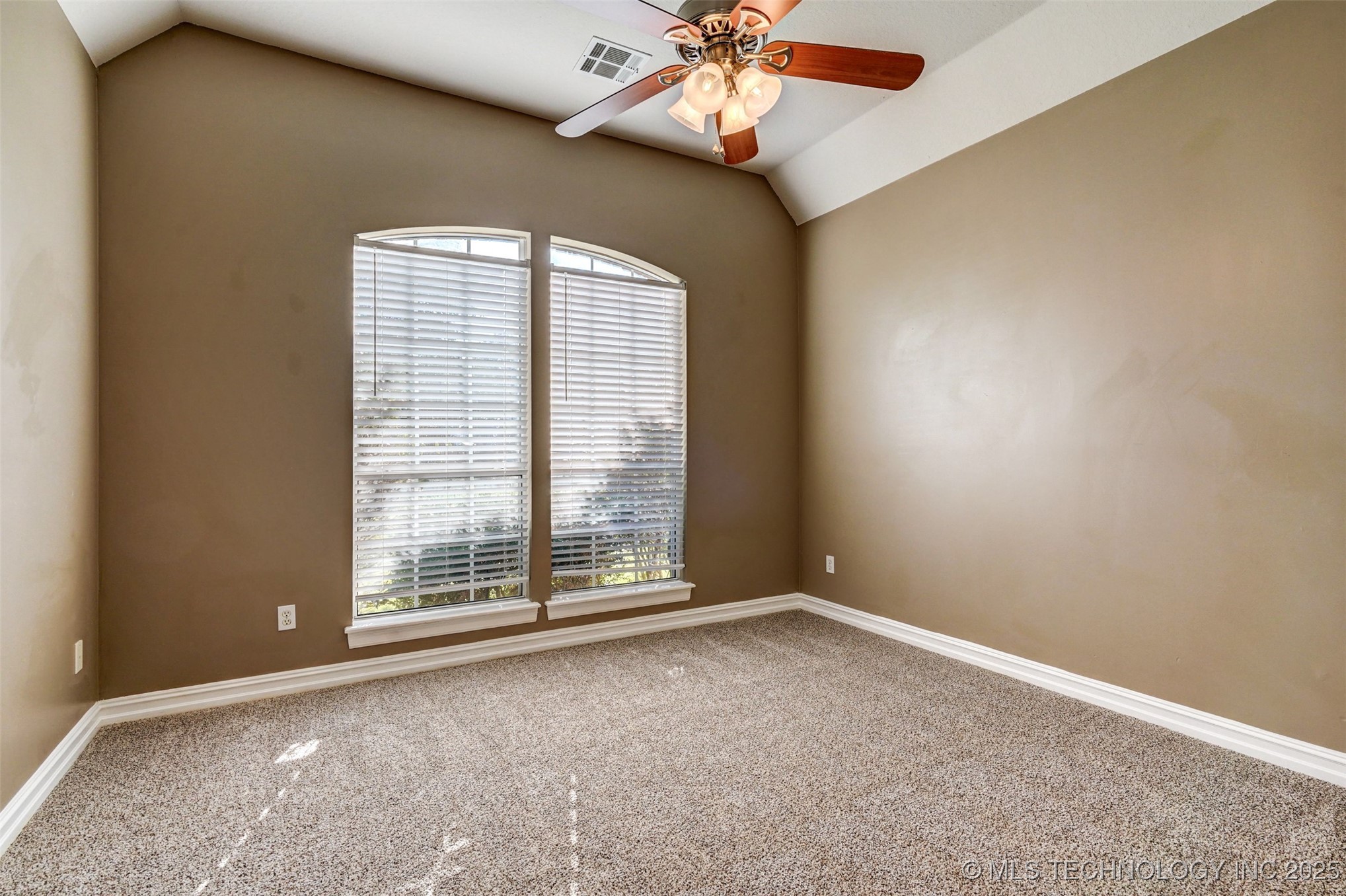 1016 S Cypress Avenue Property Photo 22
