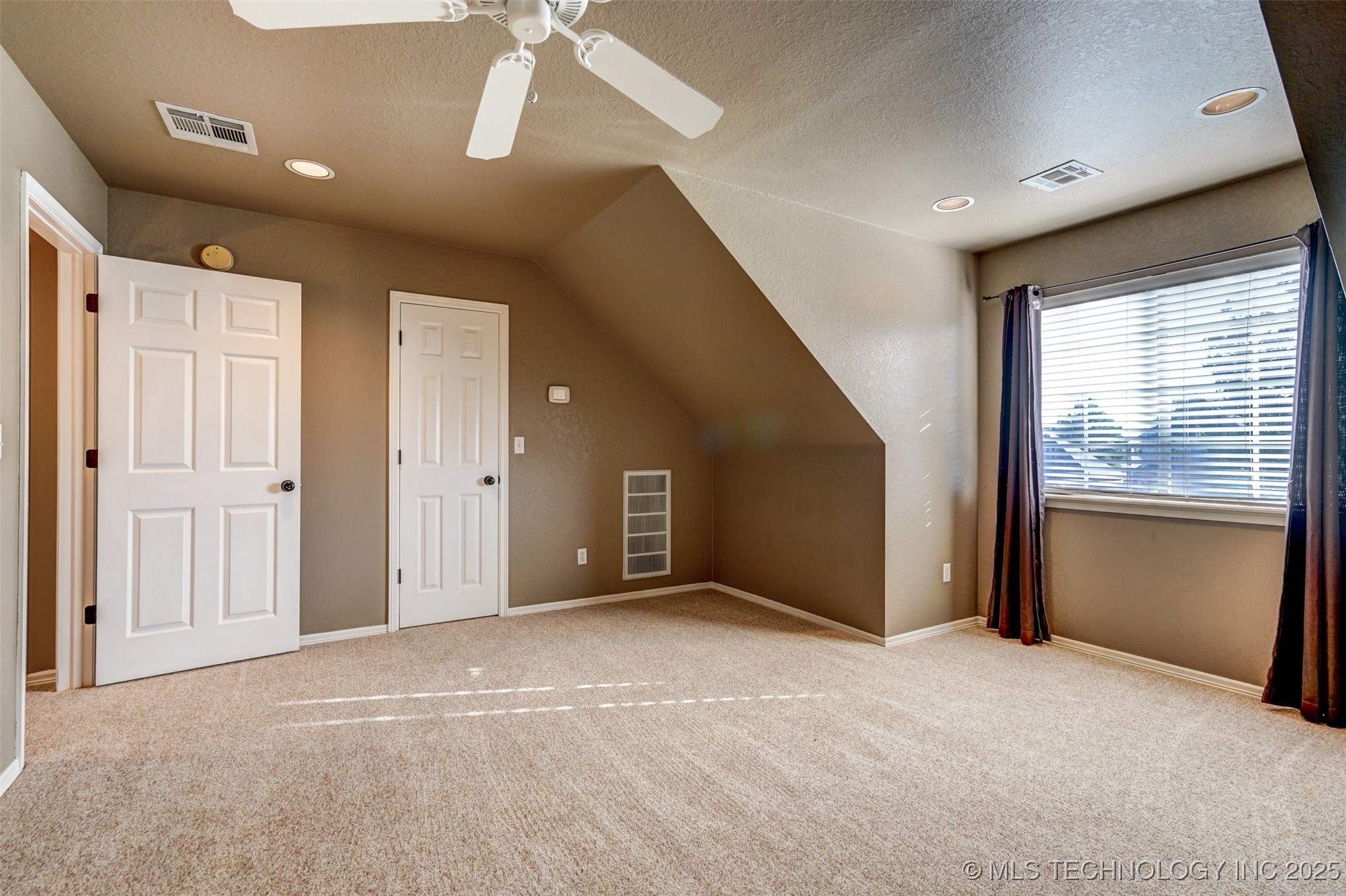 1016 S Cypress Avenue Property Photo 26