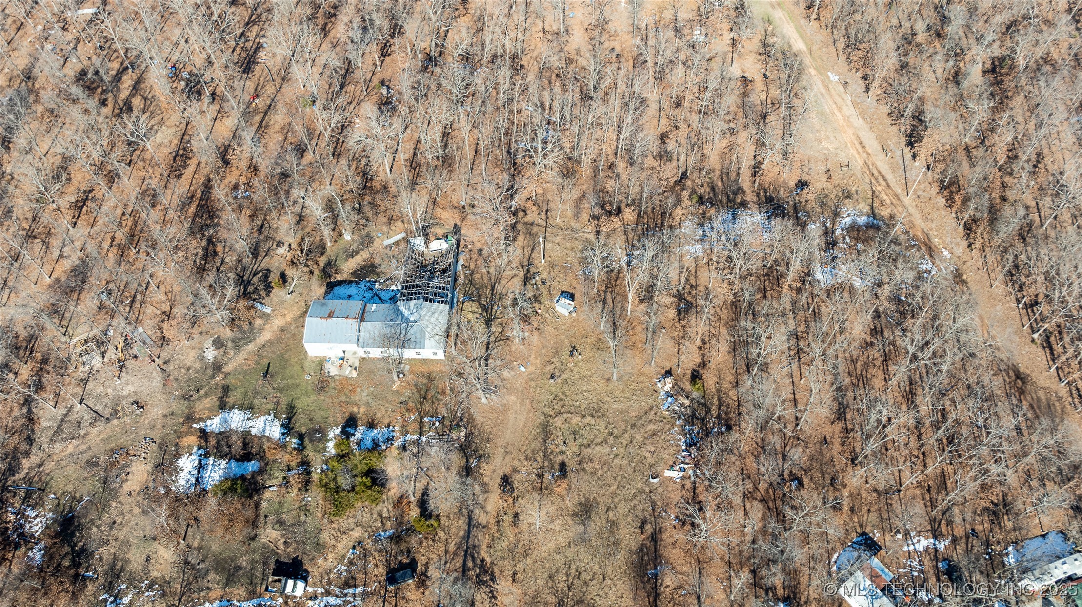 62400 E 220 Road Property Photo 4
