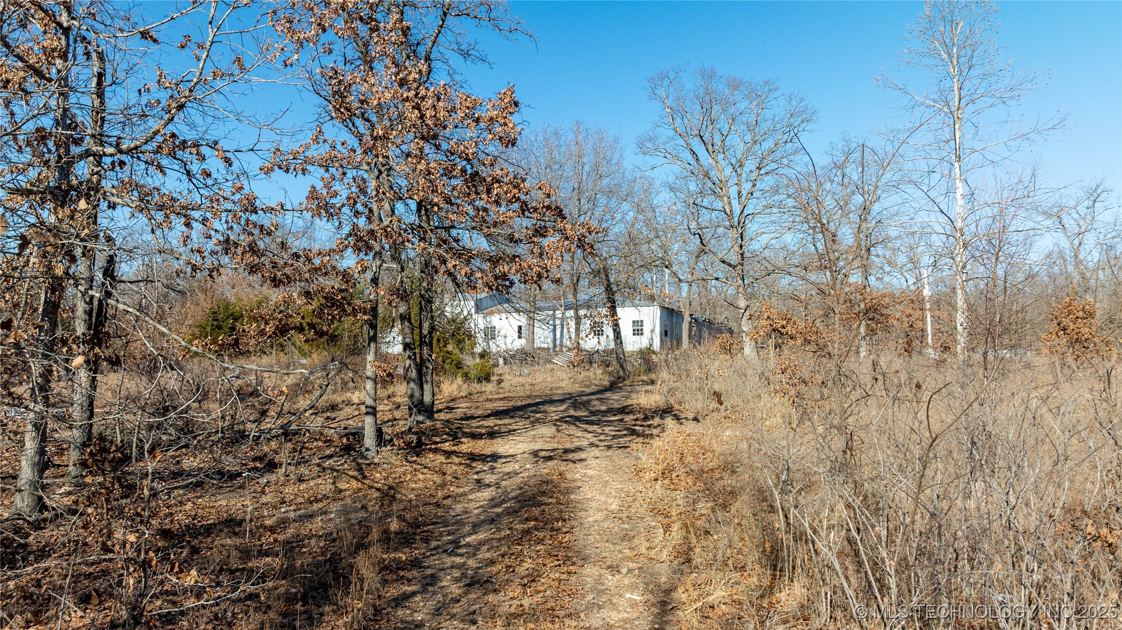 62400 E 220 Road Property Photo 5