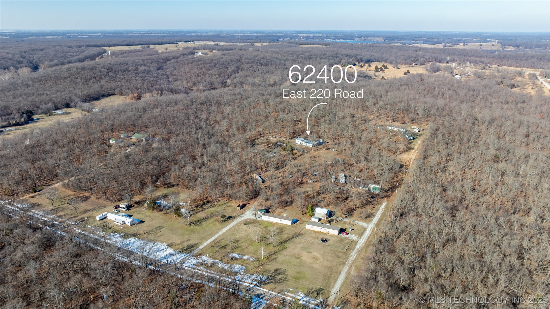 62400 E 220 Road Property Photo 13