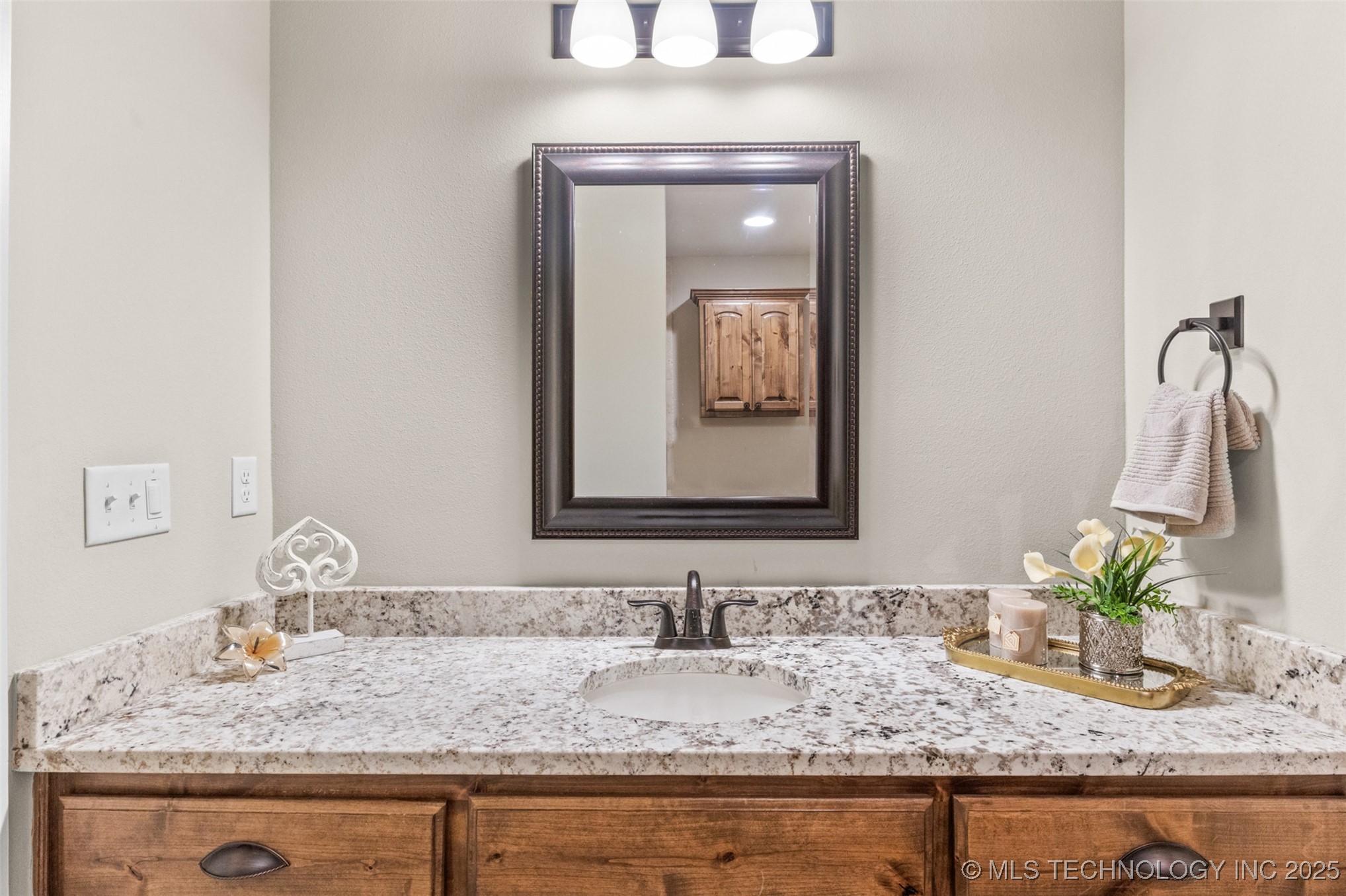 7704 N 147th East Avenue Property Photo 45