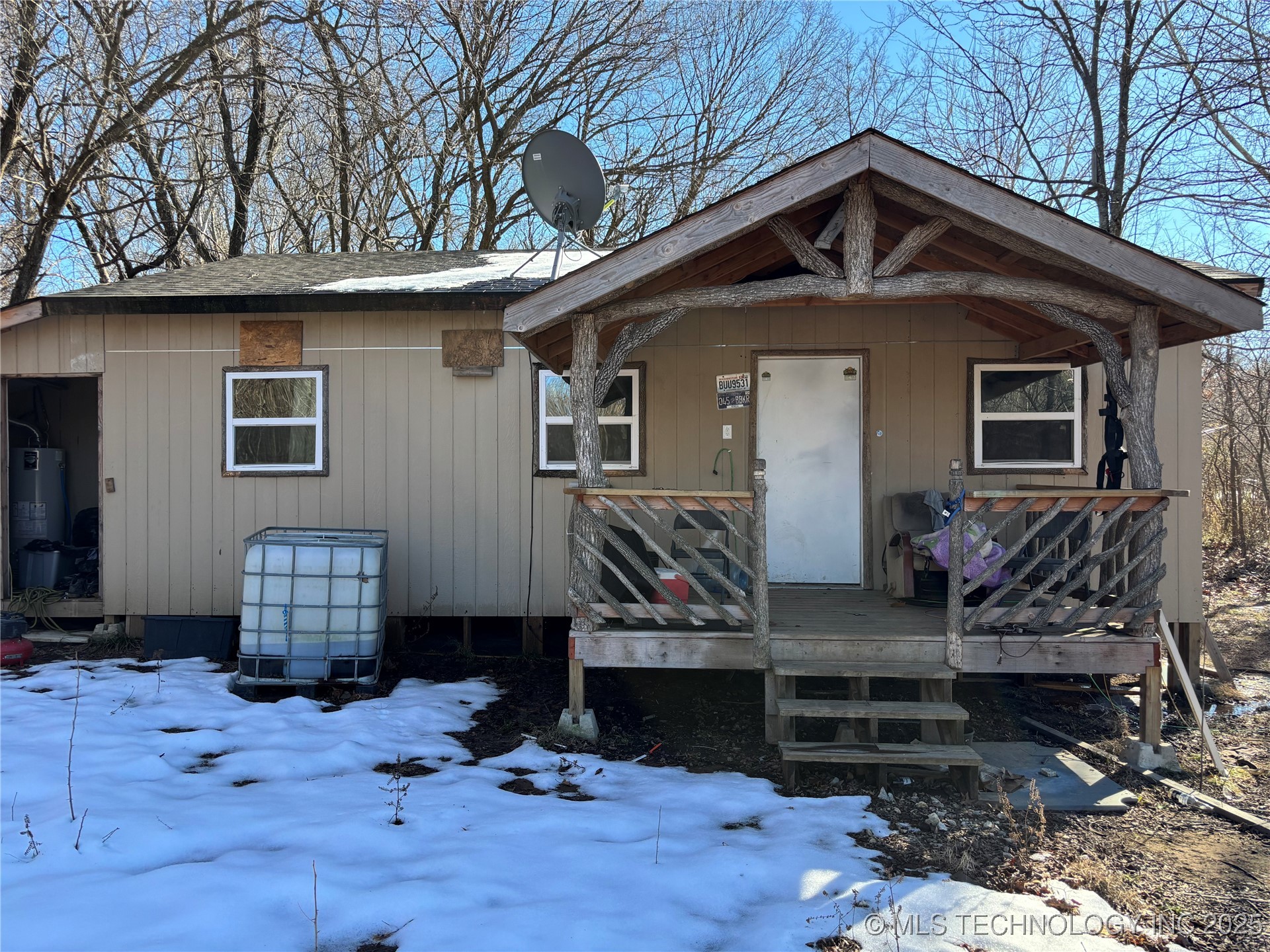 18348 Cedar Road Property Photo 1