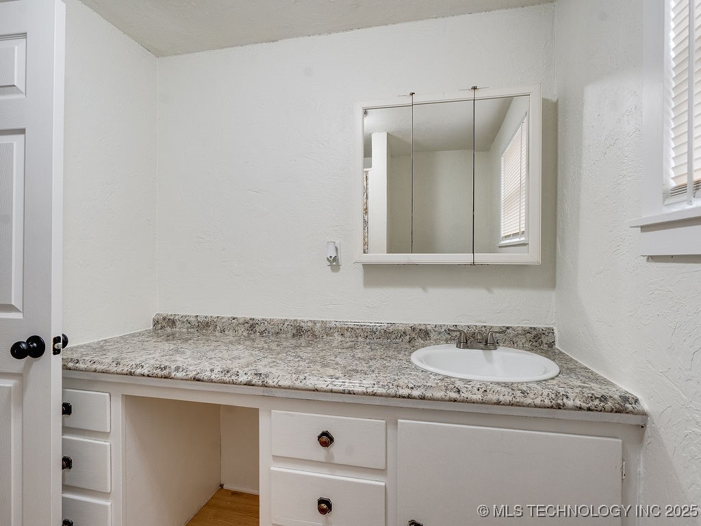 38210 Fundis Property Photo 43
