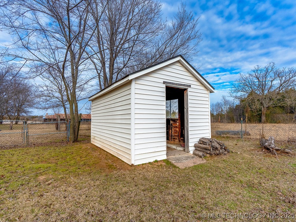 38210 Fundis Property Photo 56