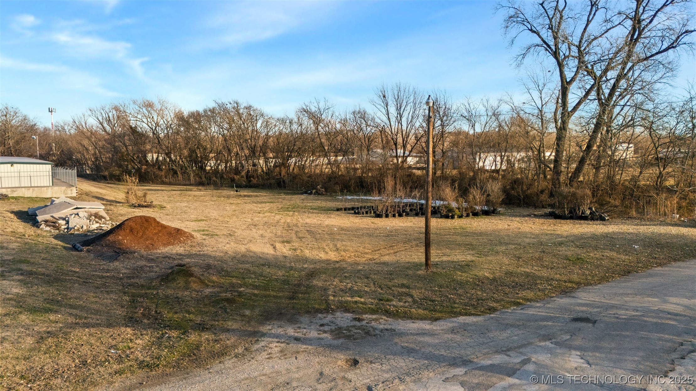 118 E 5th Street Property Photo 29