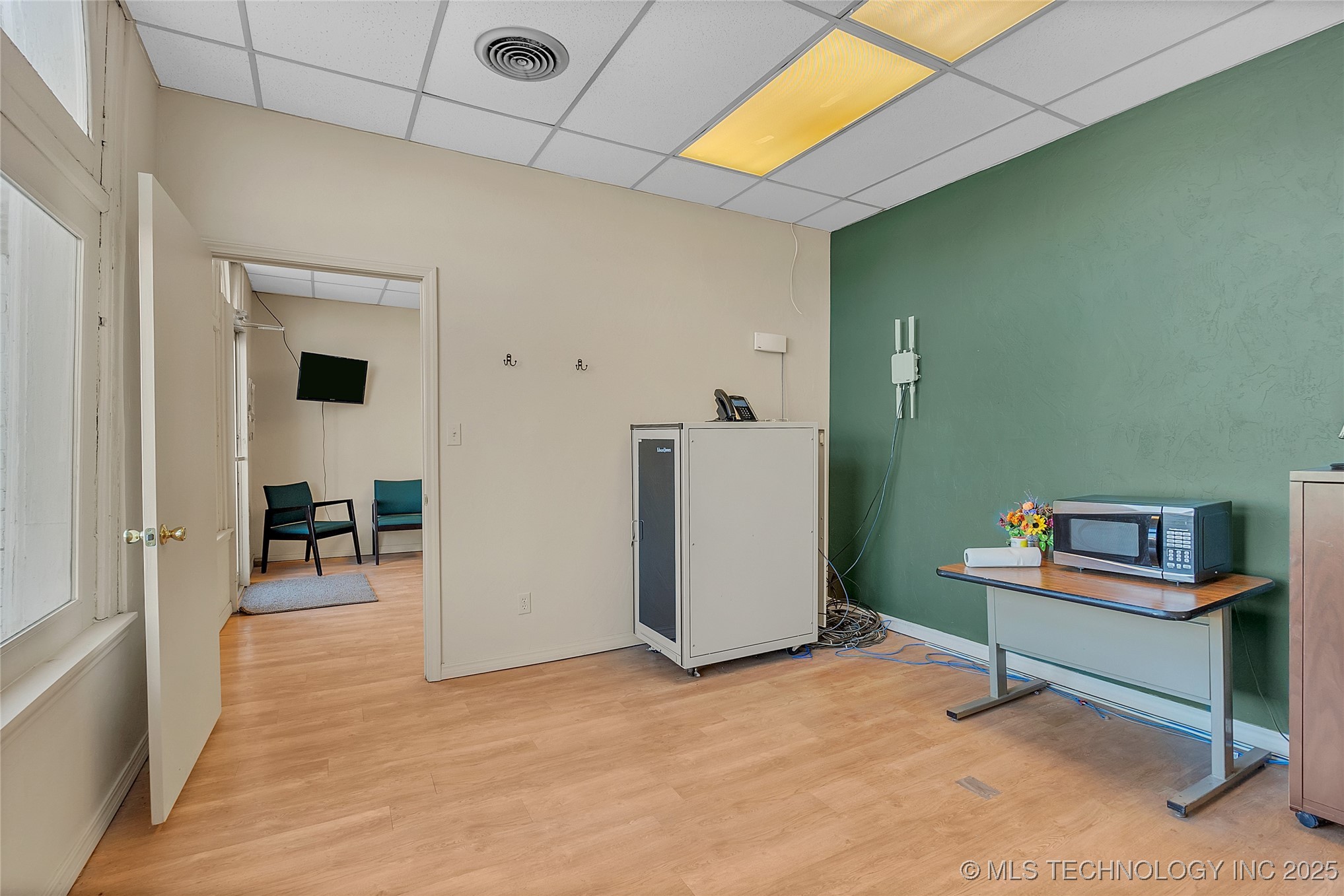 114 E Cherokee Street Property Photo 17