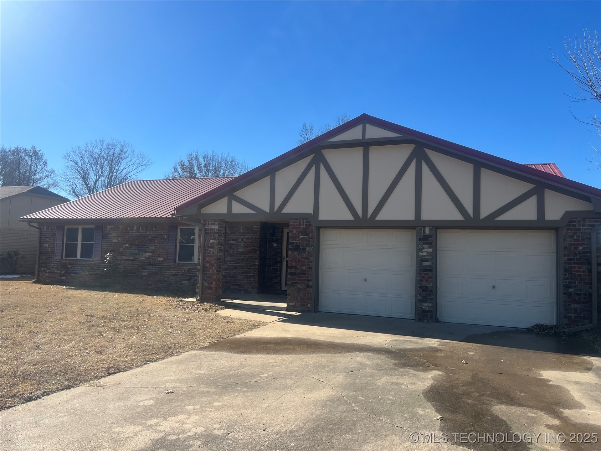 823 Belmont Road Property Photo