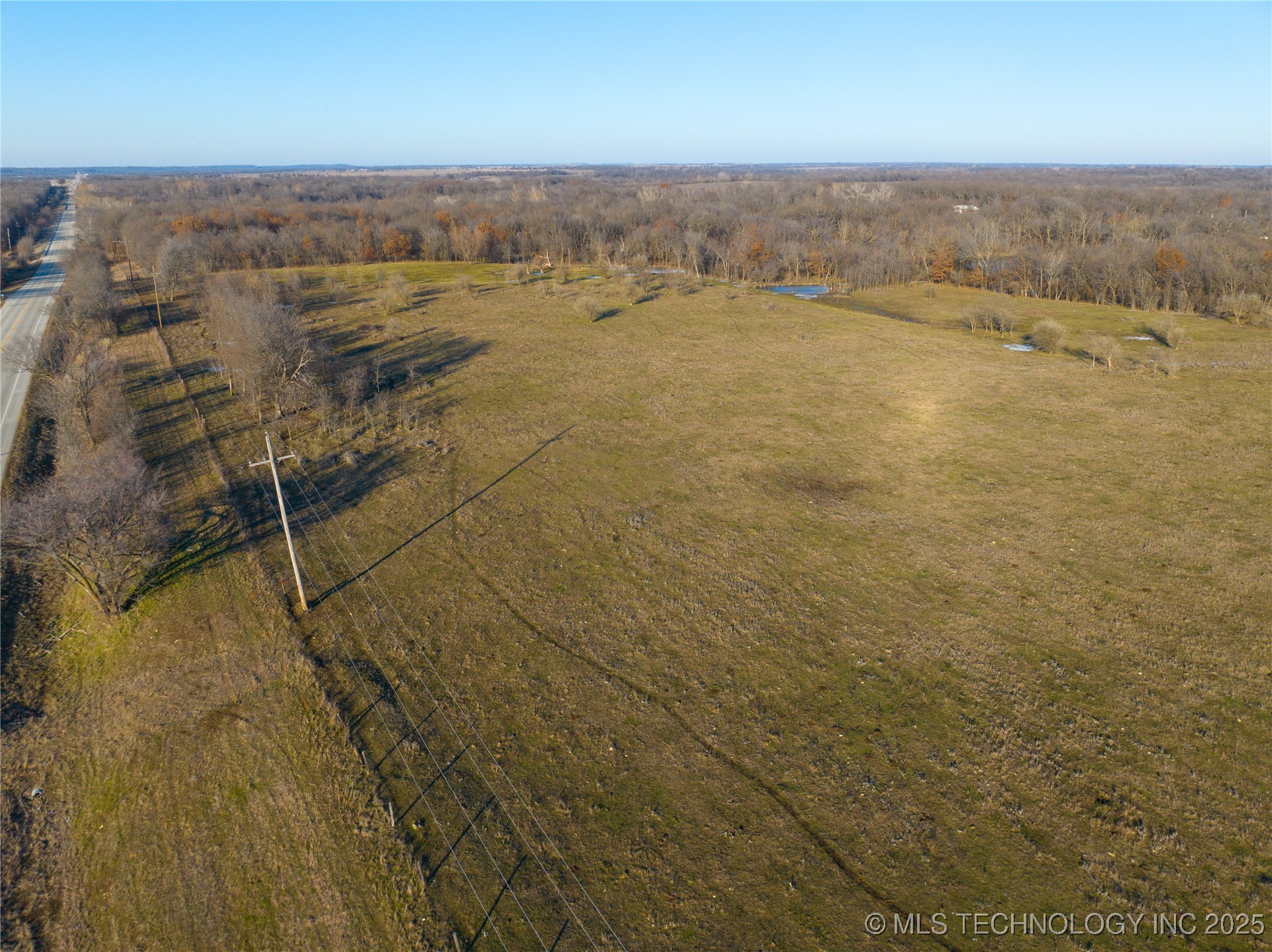 E 260 Road Property Photo 18