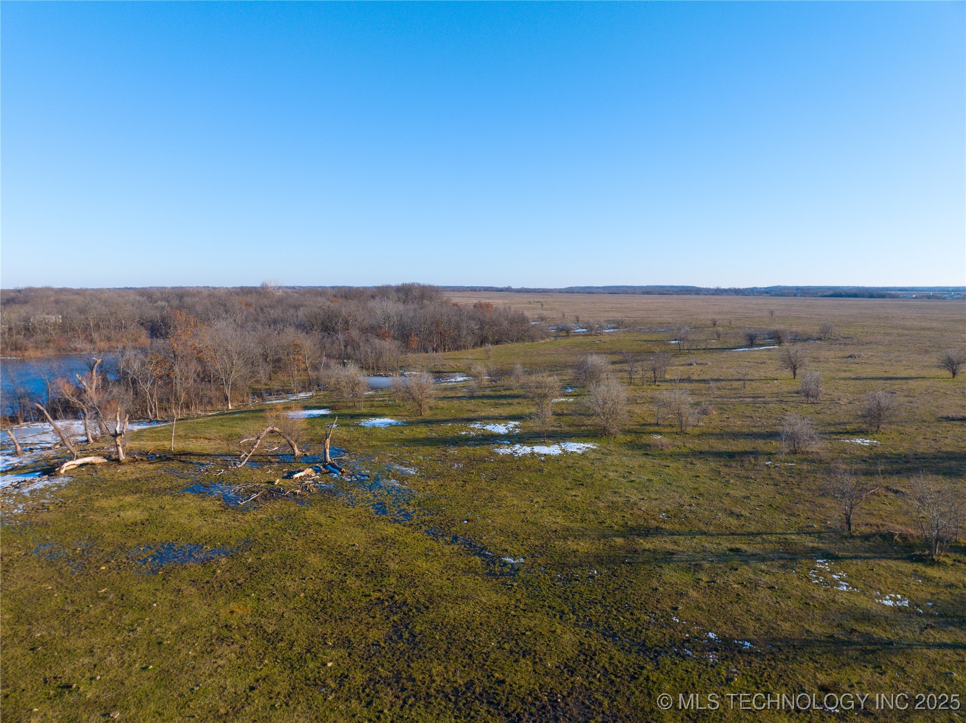 E 260 Road Property Photo 20