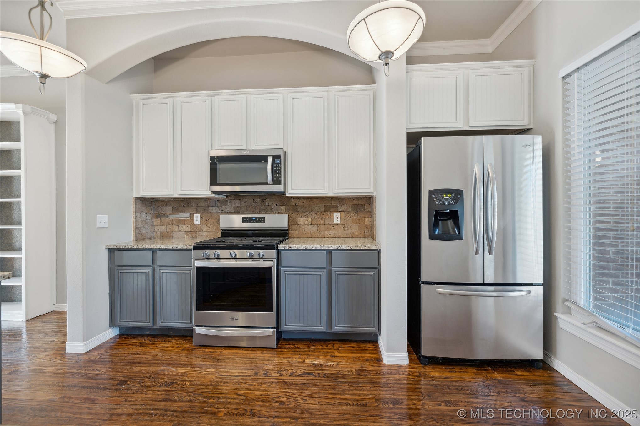 11519 S Nandina Avenue Property Photo 15