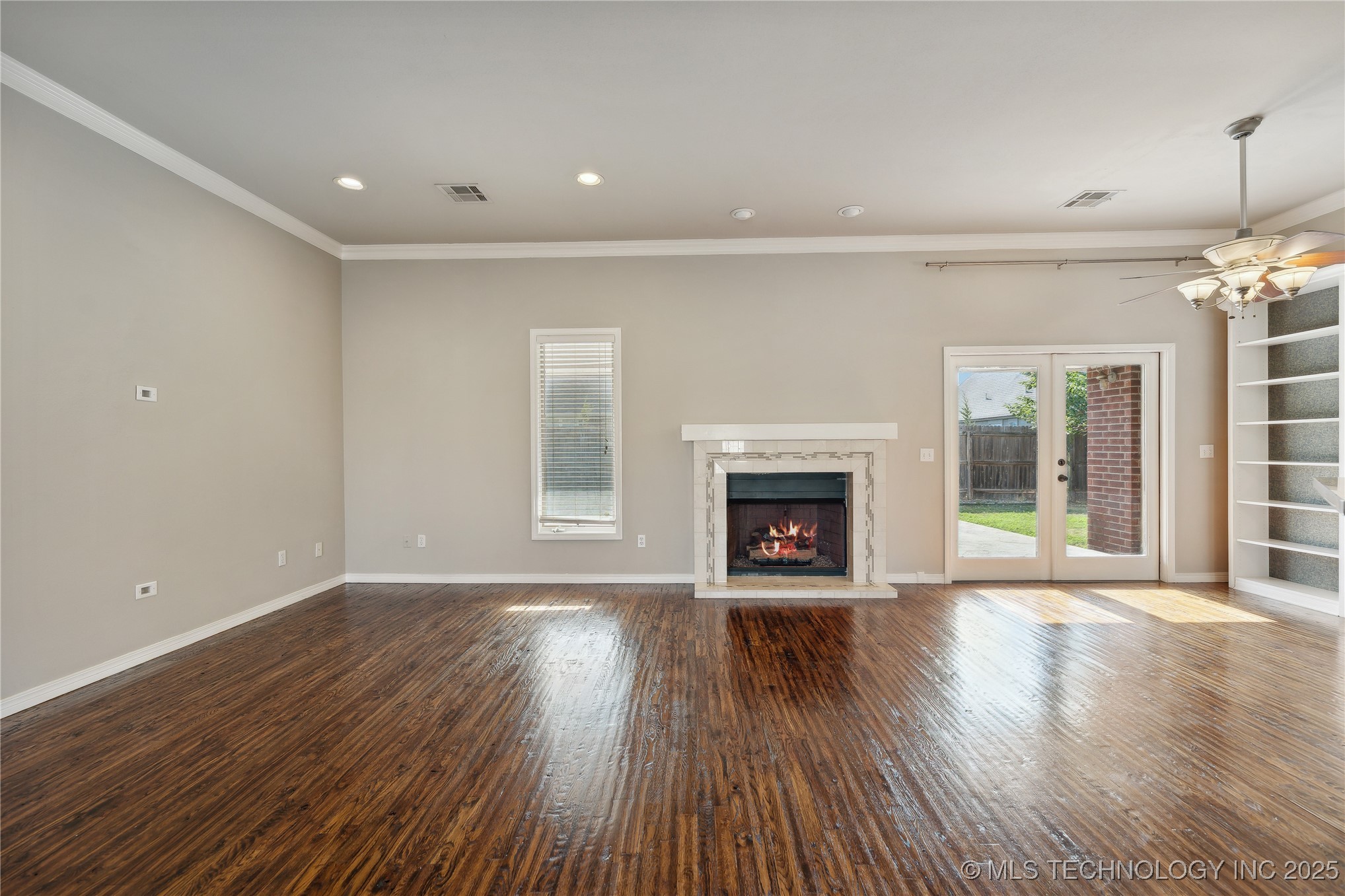 11519 S Nandina Avenue Property Photo 20