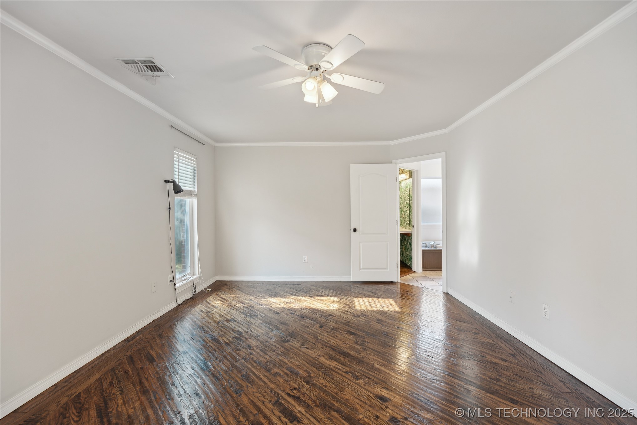 11519 S Nandina Avenue Property Photo 21