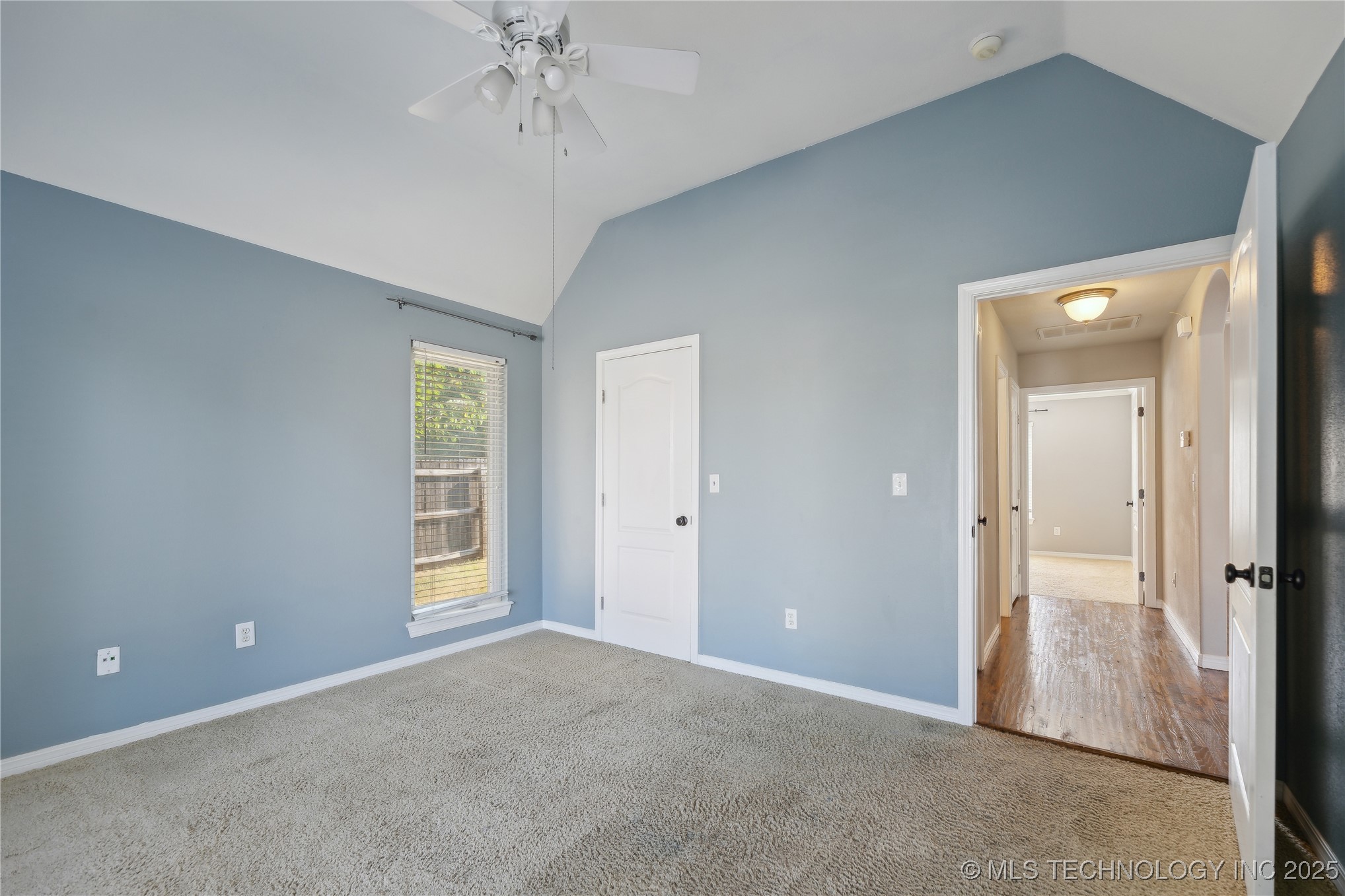 11519 S Nandina Avenue Property Photo 33
