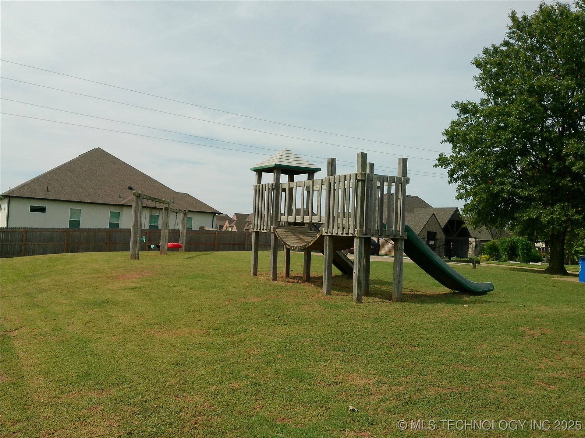 11519 S Nandina Avenue Property Photo 41