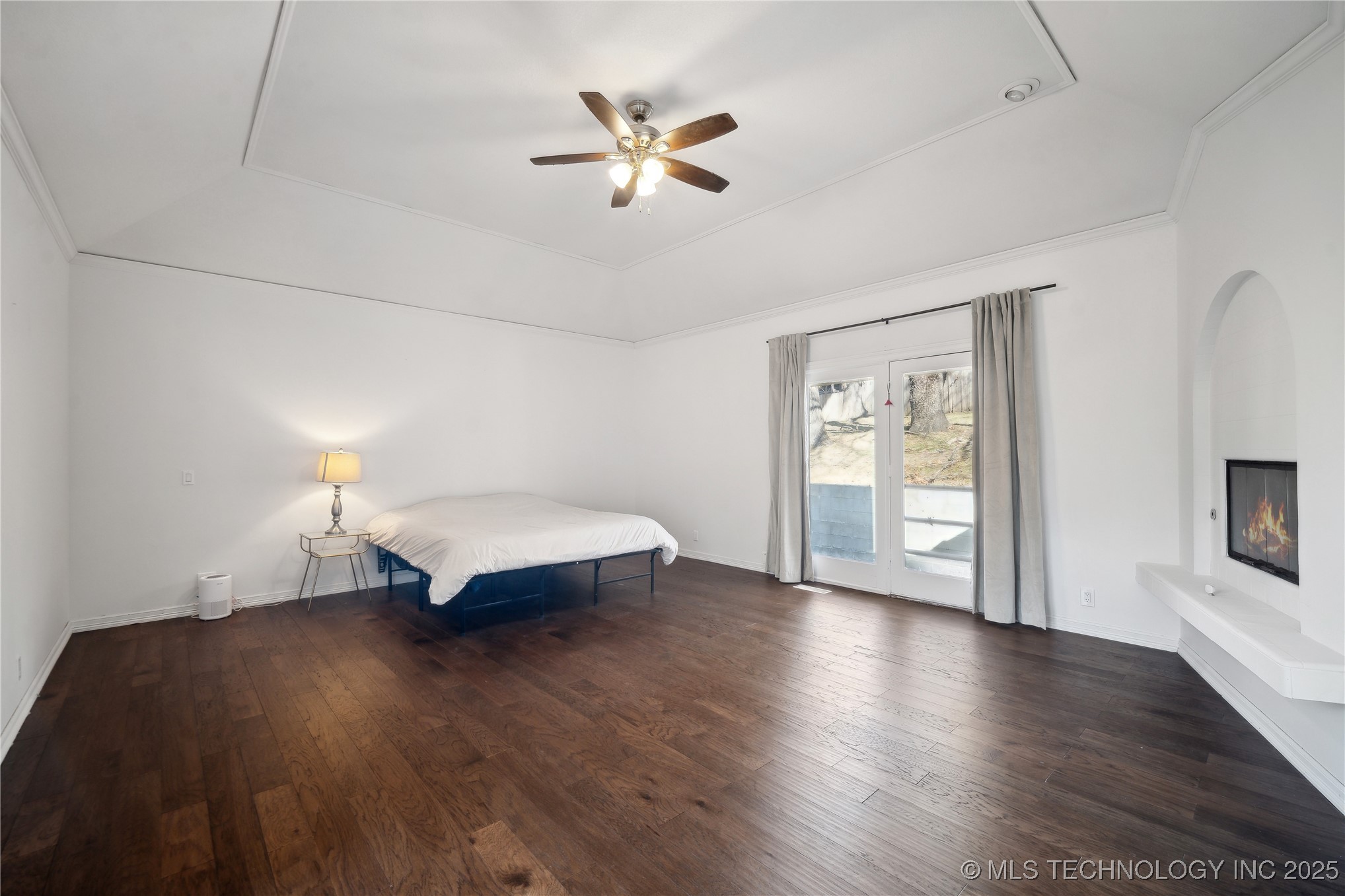 3301 E 99th Street Property Photo 9