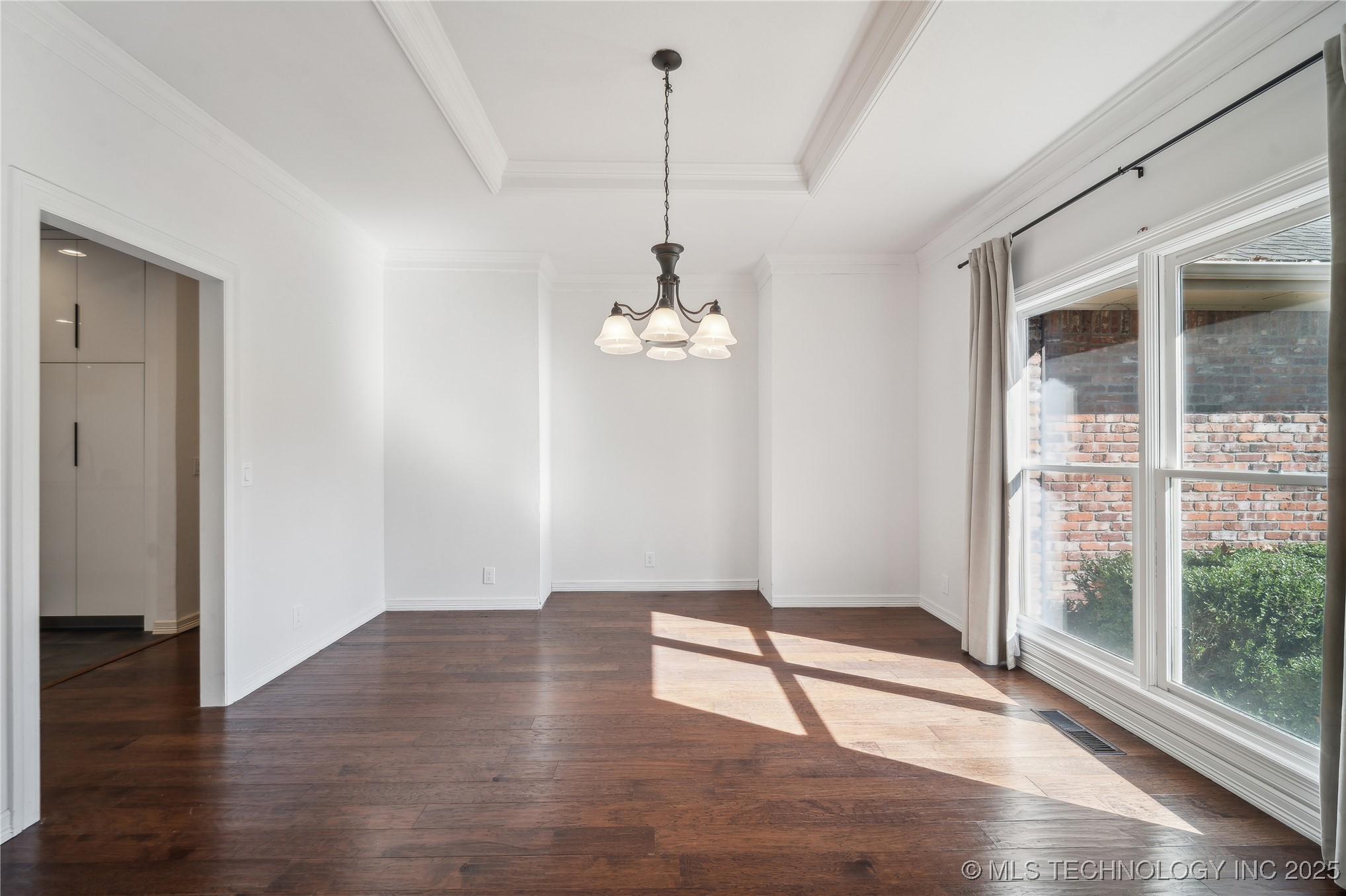 3301 E 99th Street Property Photo 13