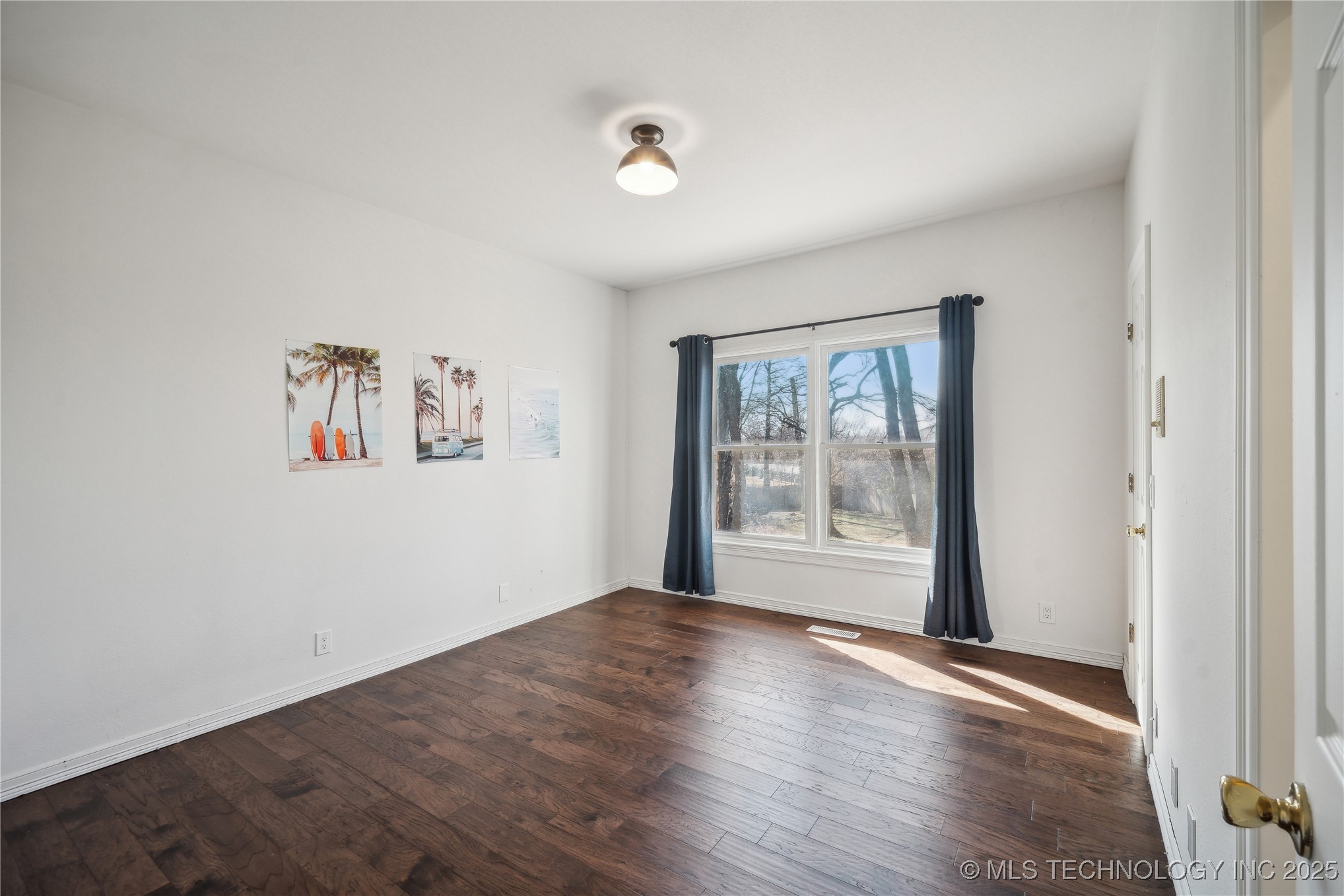 3301 E 99th Street Property Photo 16