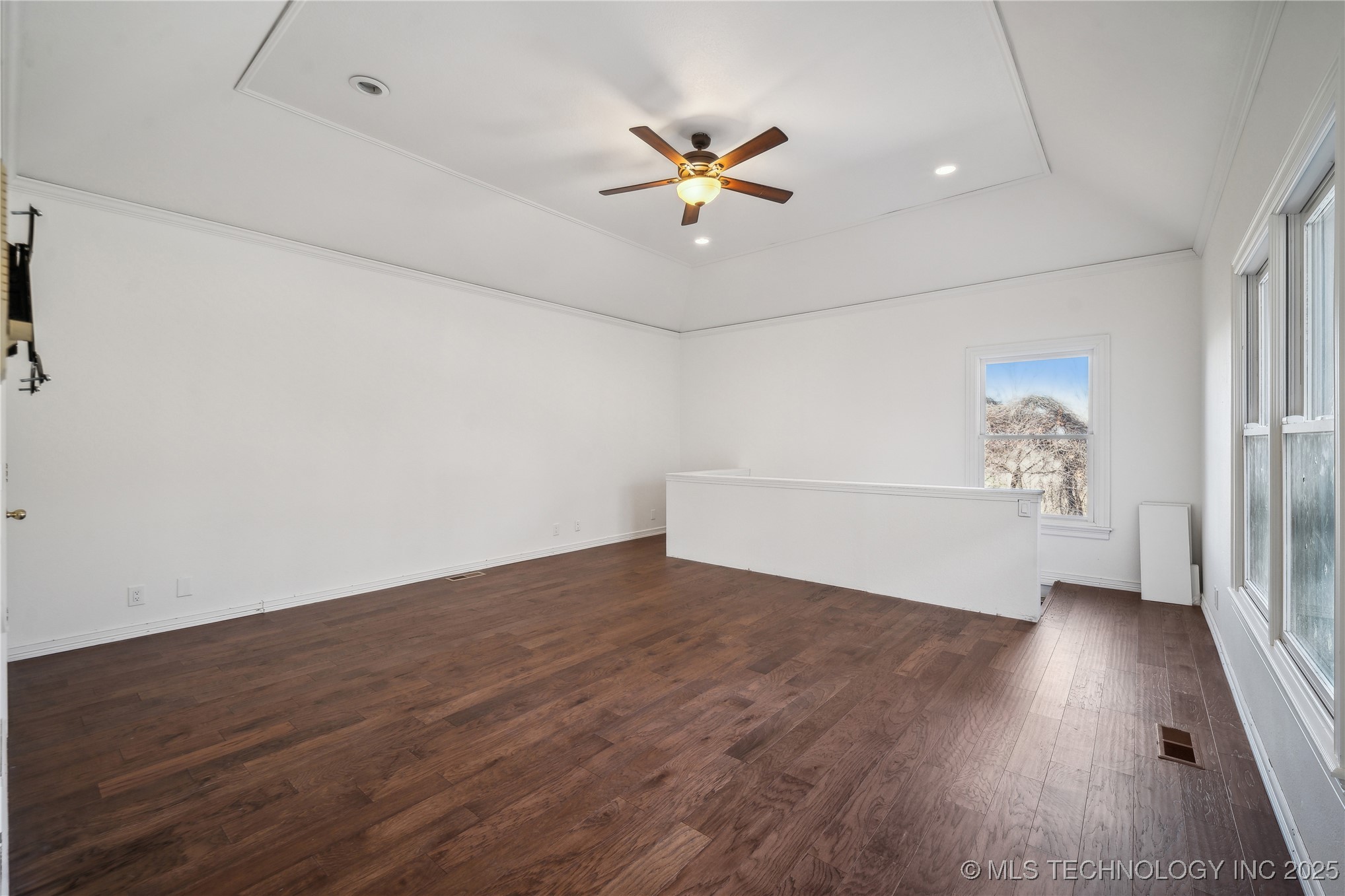3301 E 99th Street Property Photo 17
