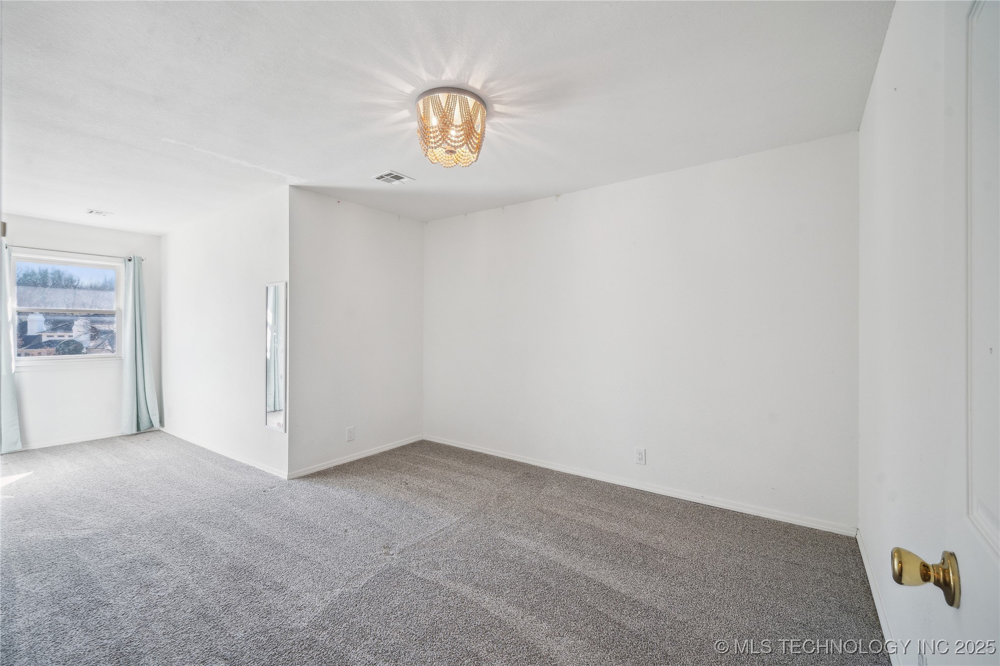 3301 E 99th Street Property Photo 21