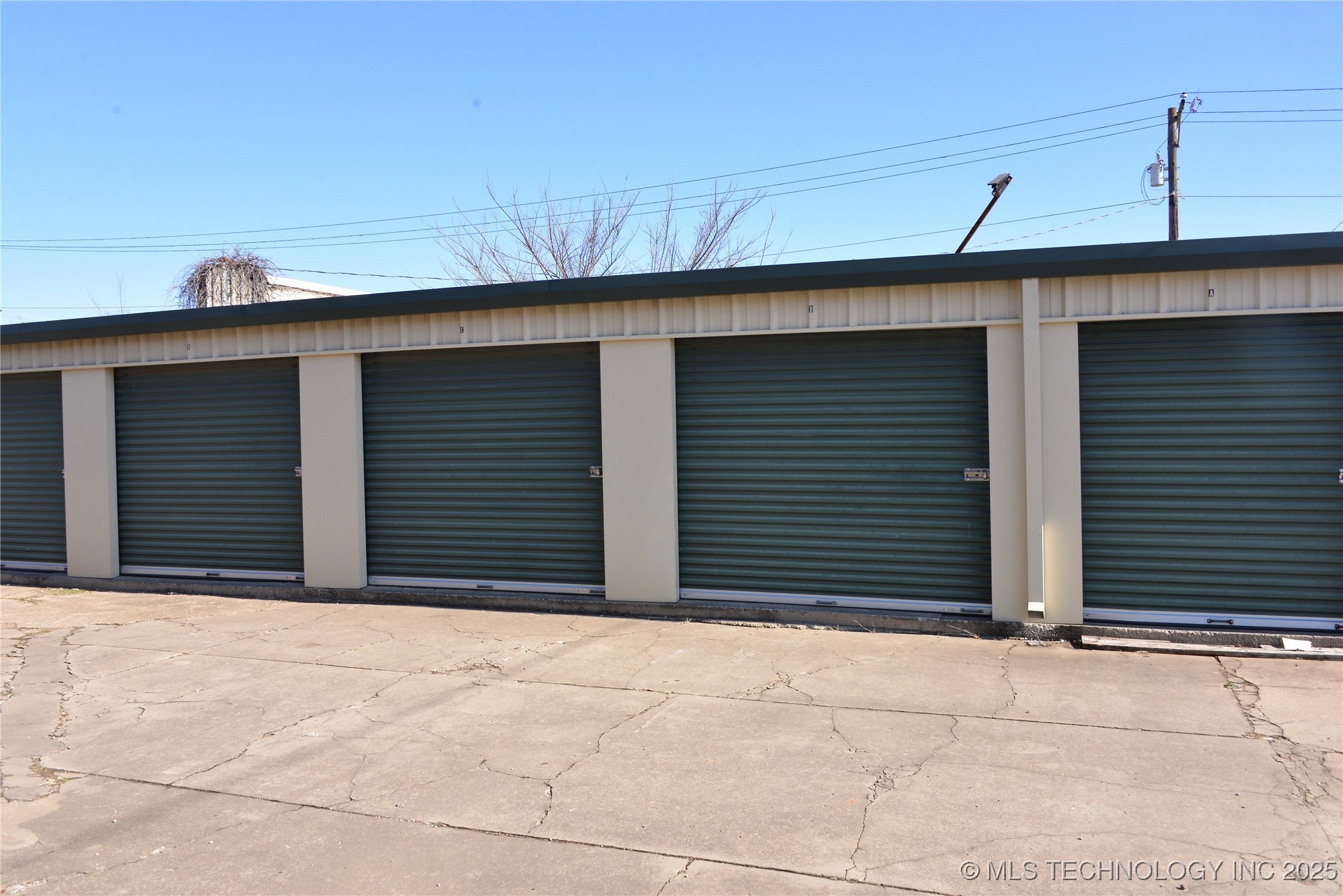 206 W Main Street Property Photo