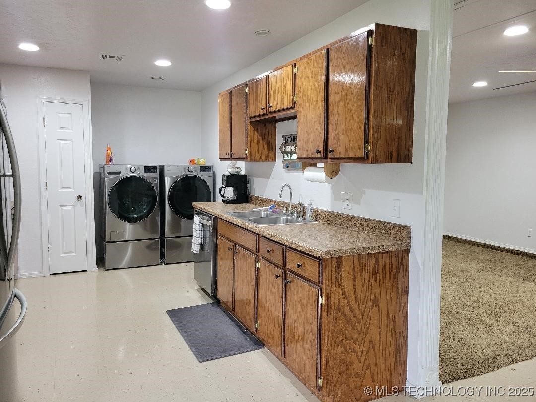 109 S E Street Property Photo 7