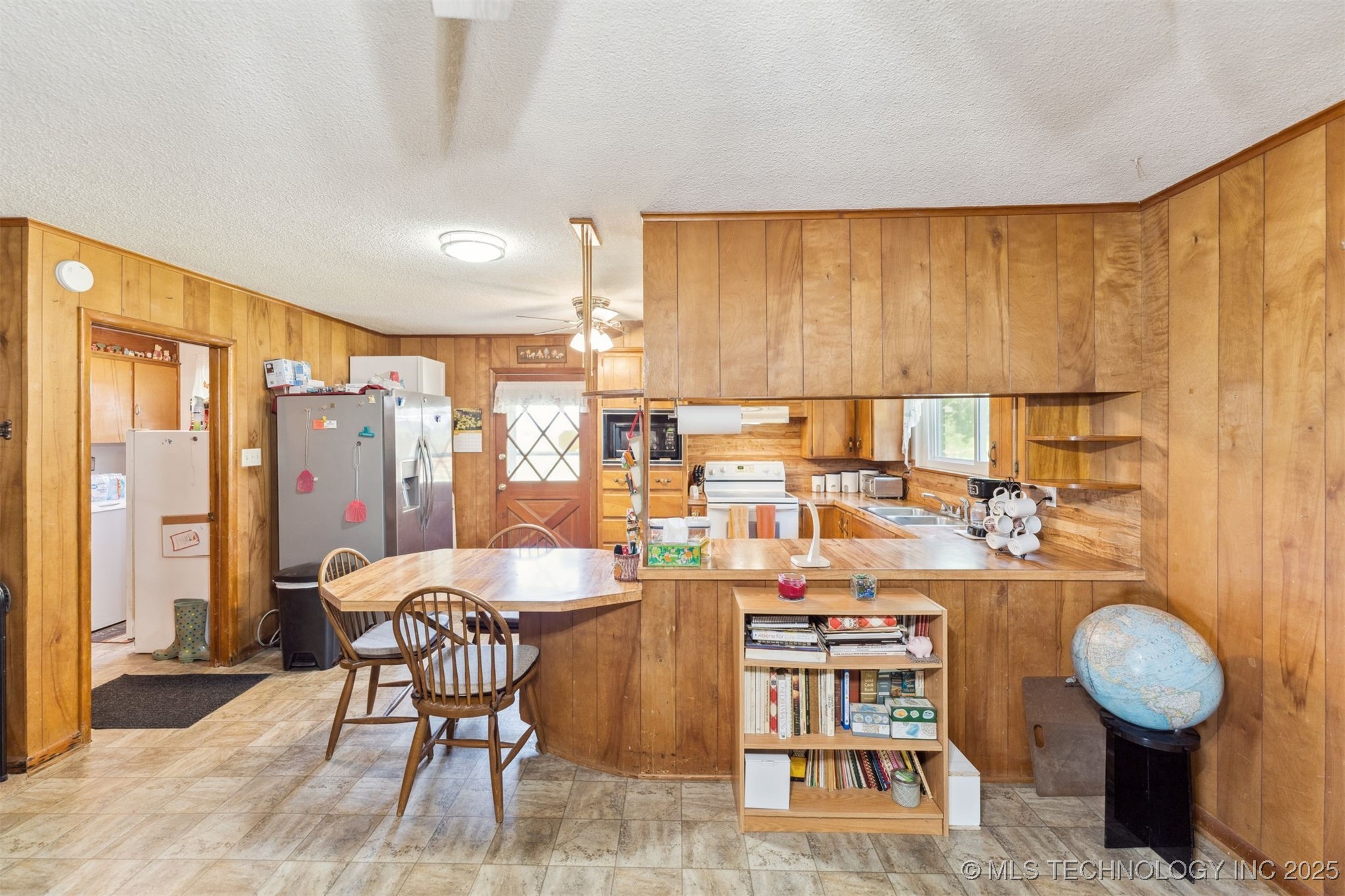 428867 Highway 266 Property Photo 7