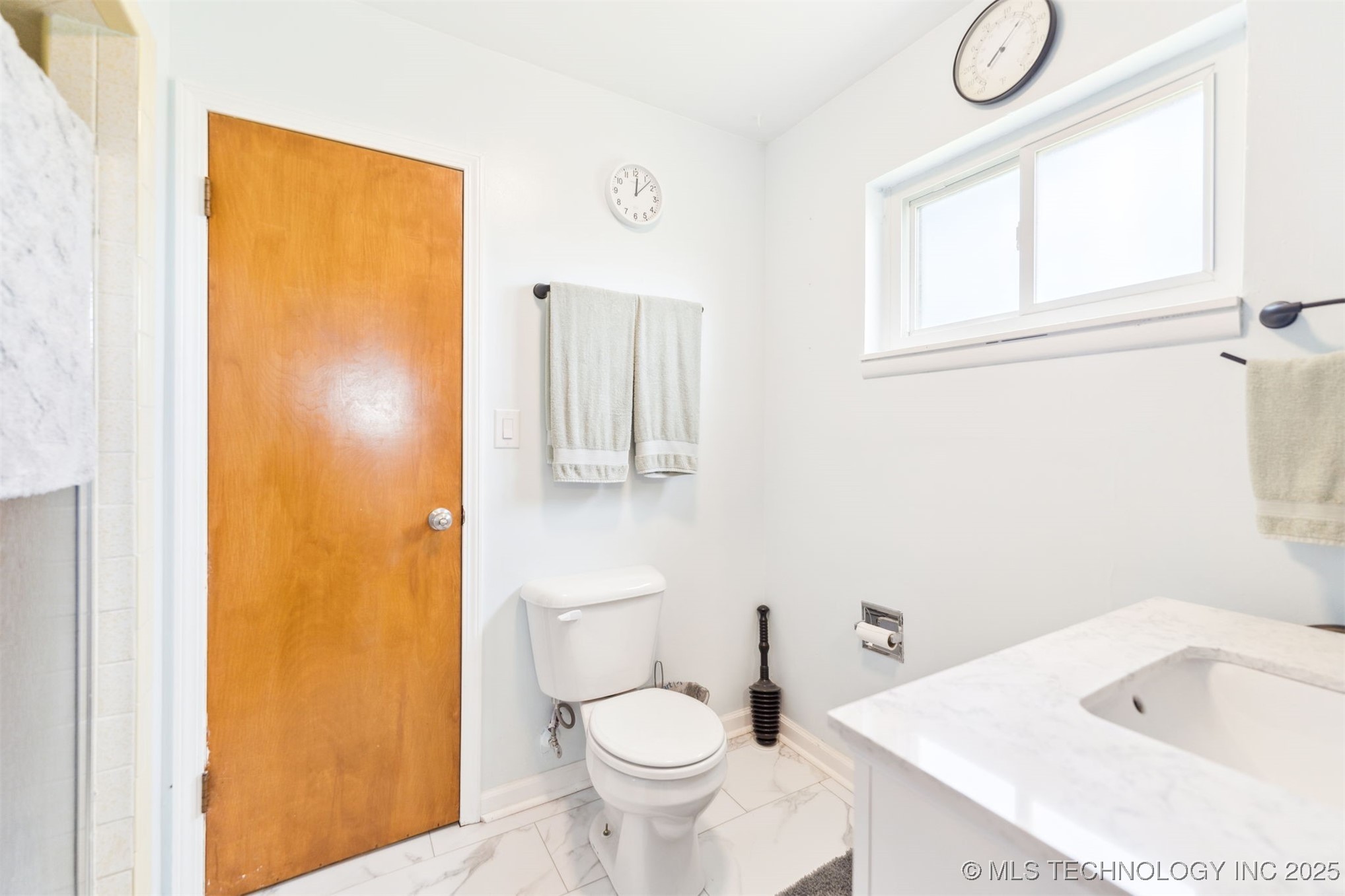 428867 Highway 266 Property Photo 22