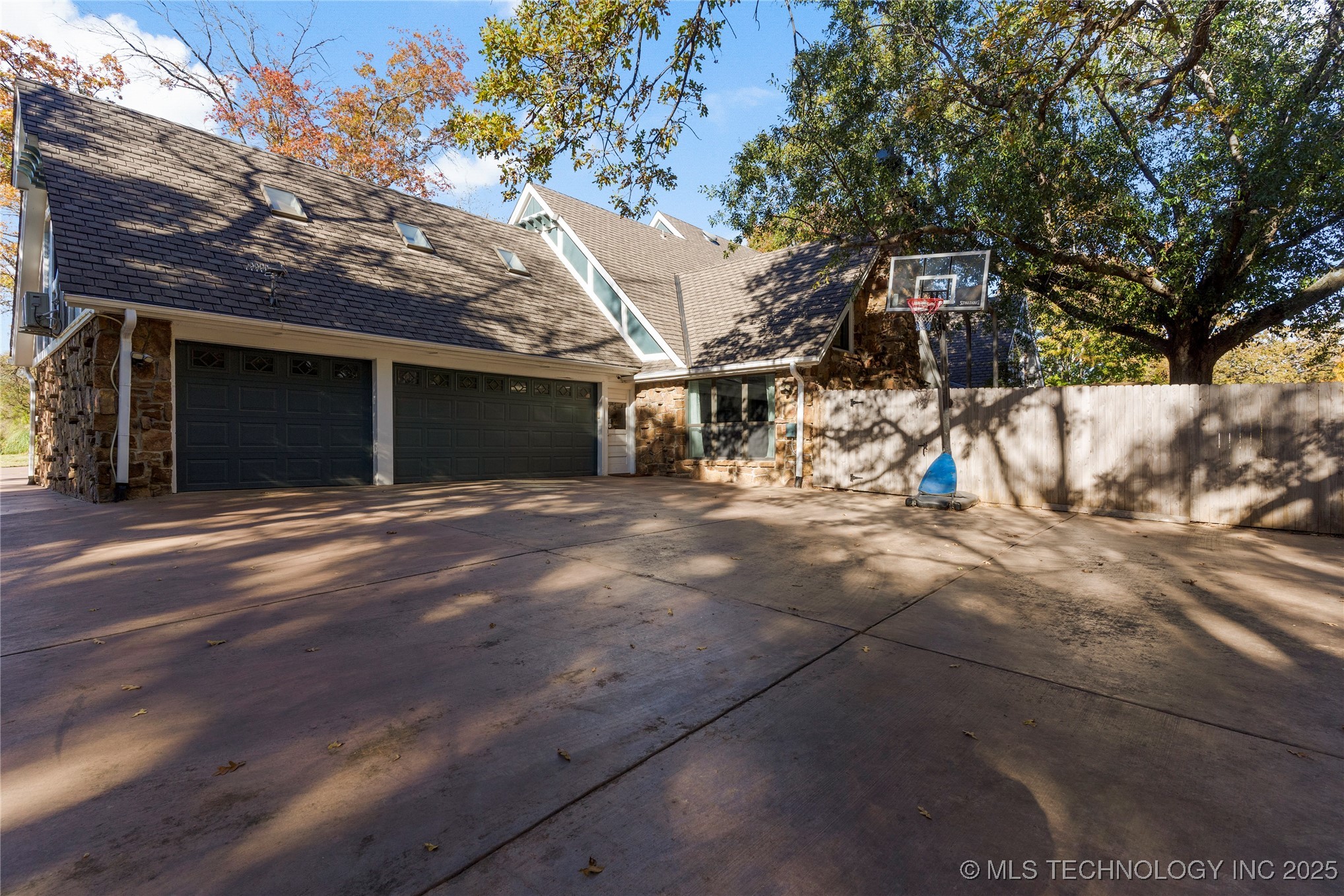 3506 E 110th Place Property Photo 11