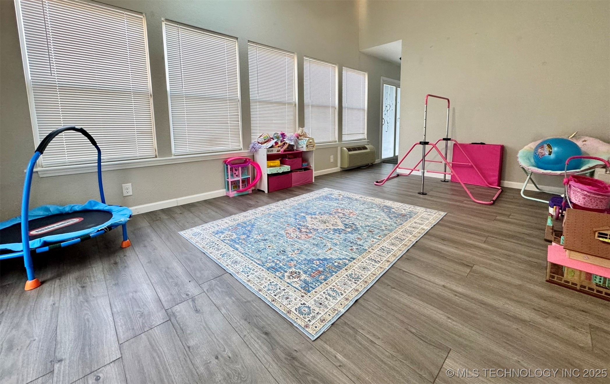 1221 S 28th Street Property Photo 15