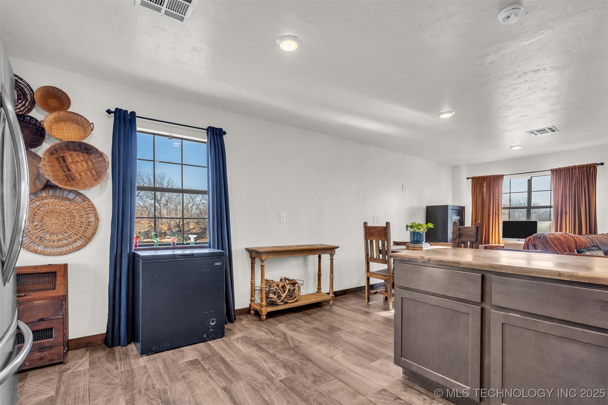 6263 Sunshine Property Photo 31