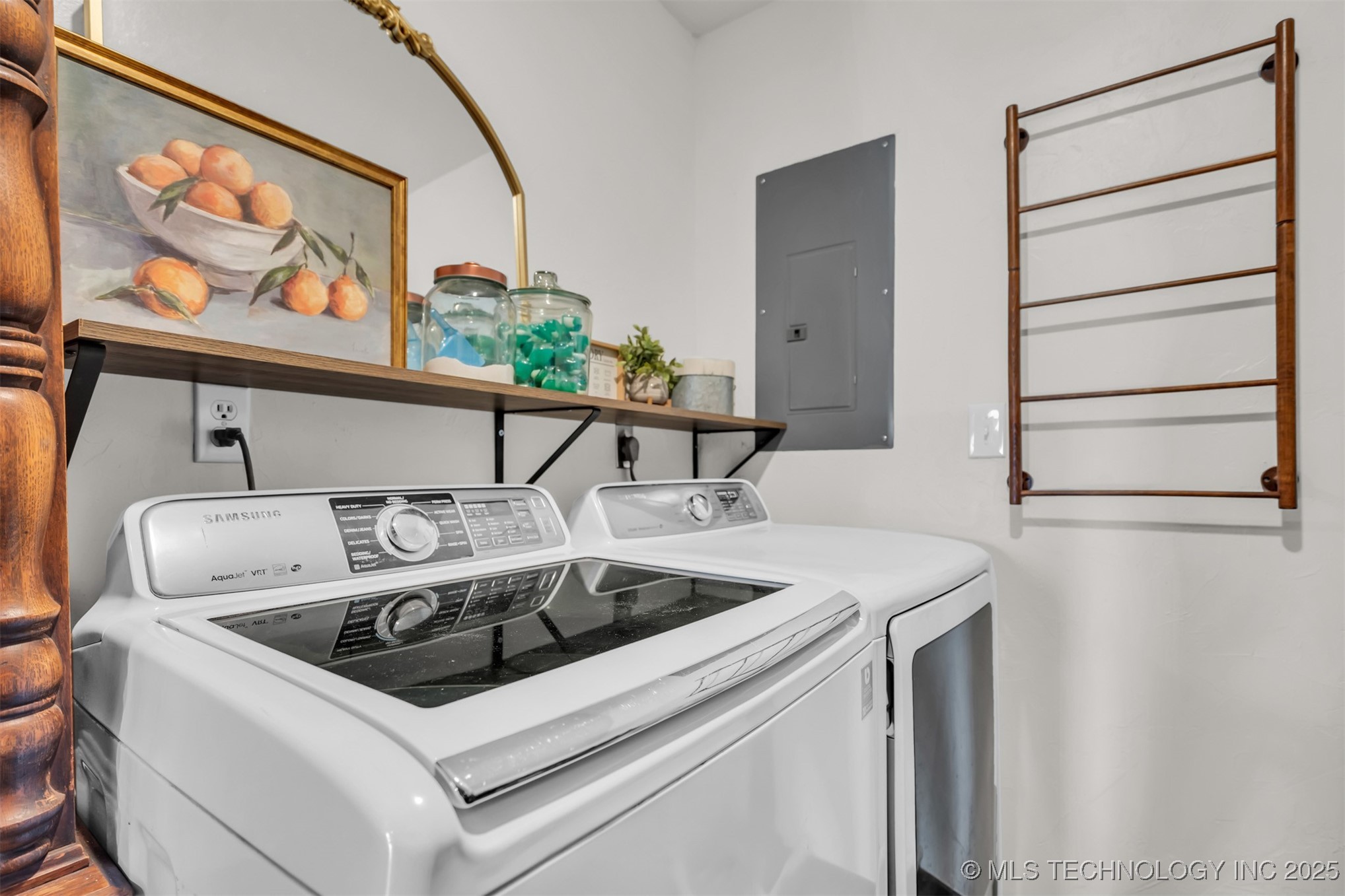 6263 Sunshine Property Photo 35