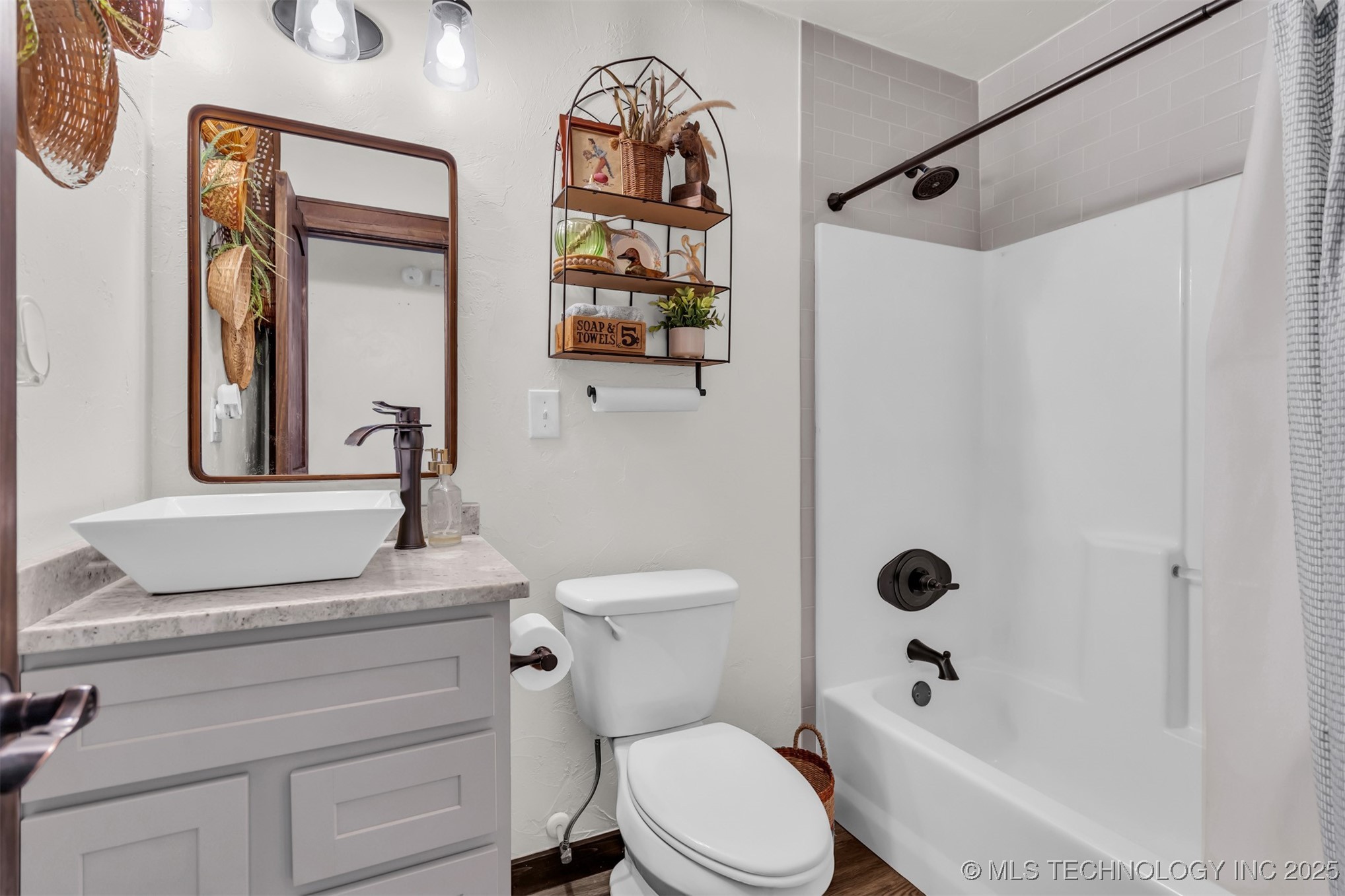 6263 Sunshine Property Photo 37