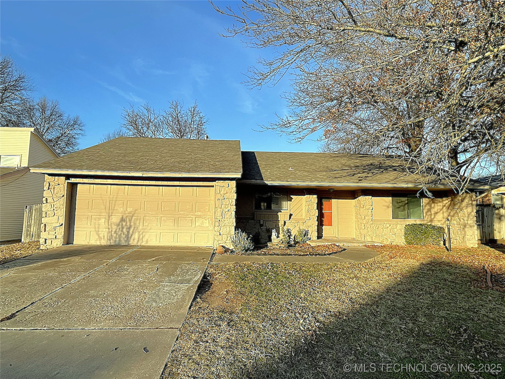 13827 E 29th Street Property Photo