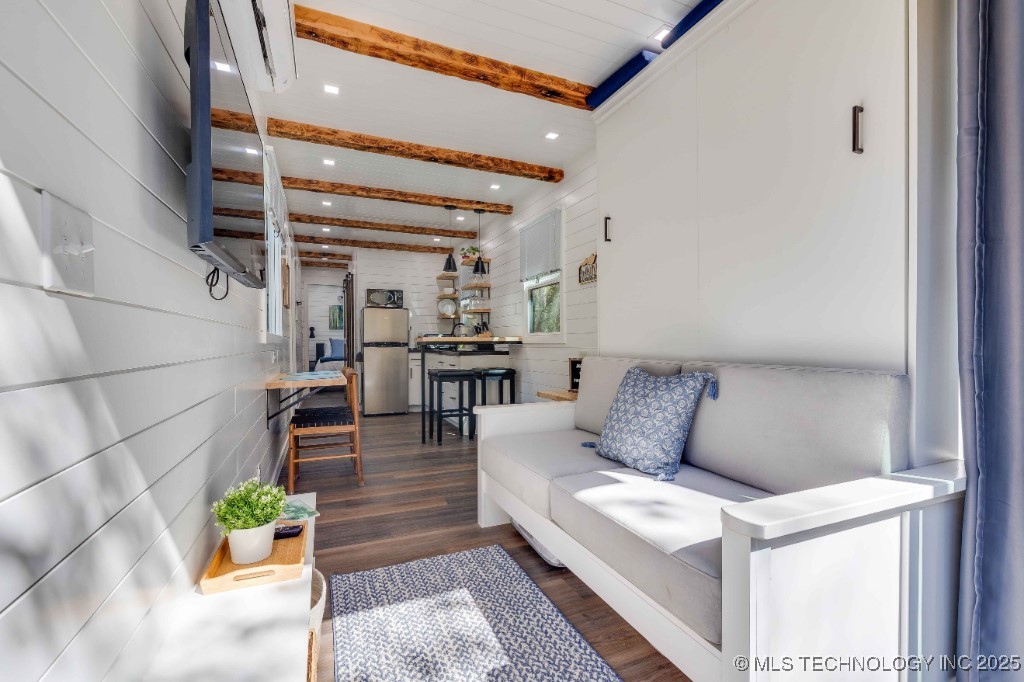 154 Double Oak Property Photo 11