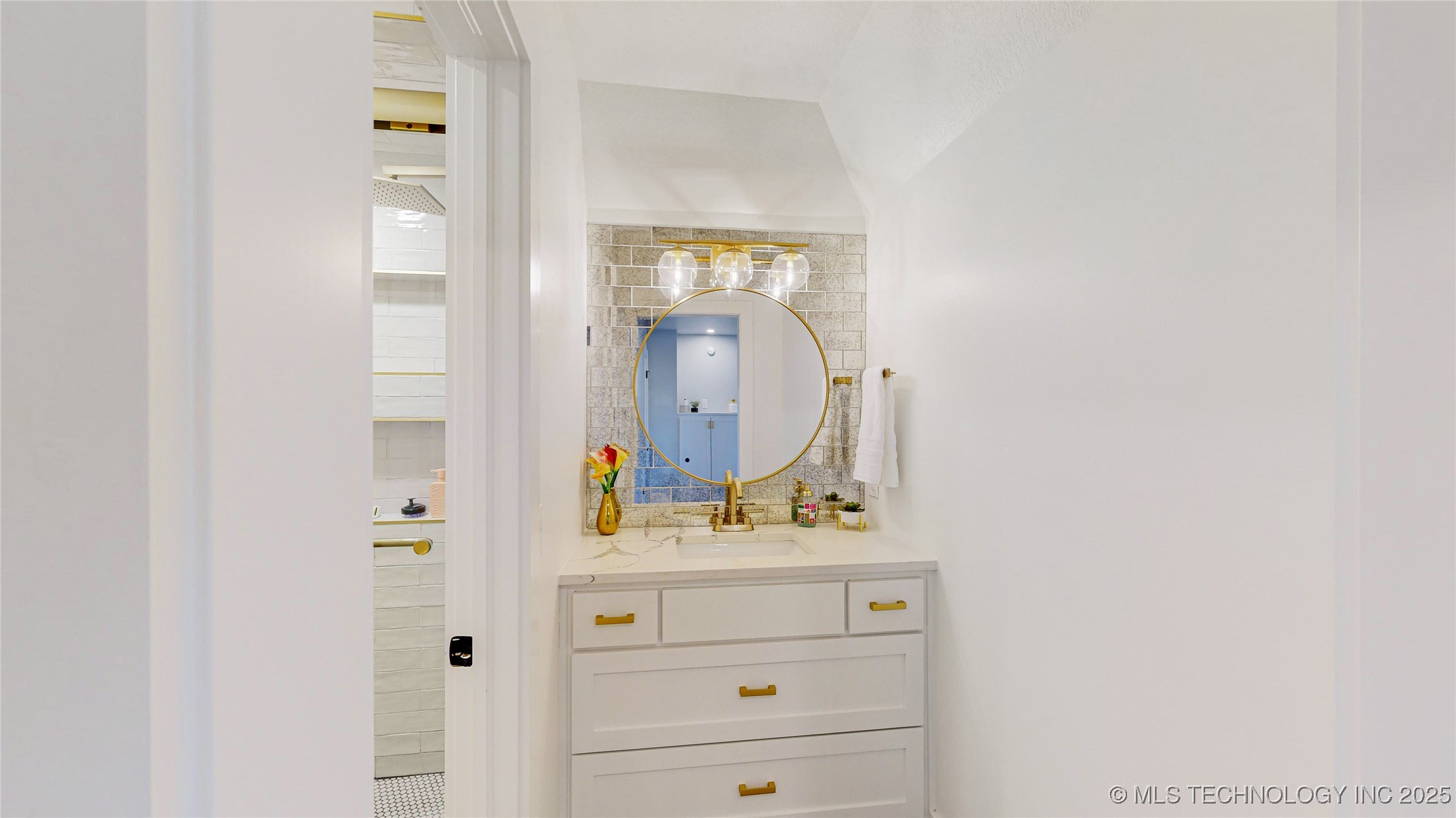 6212 E 105th Street Property Photo 25