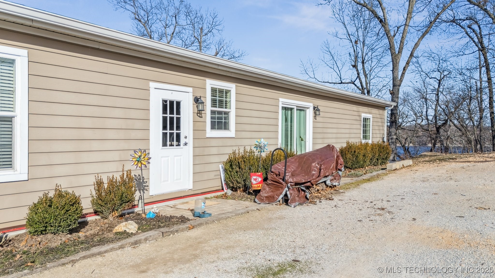 5523 County Road 366 Property Photo 2