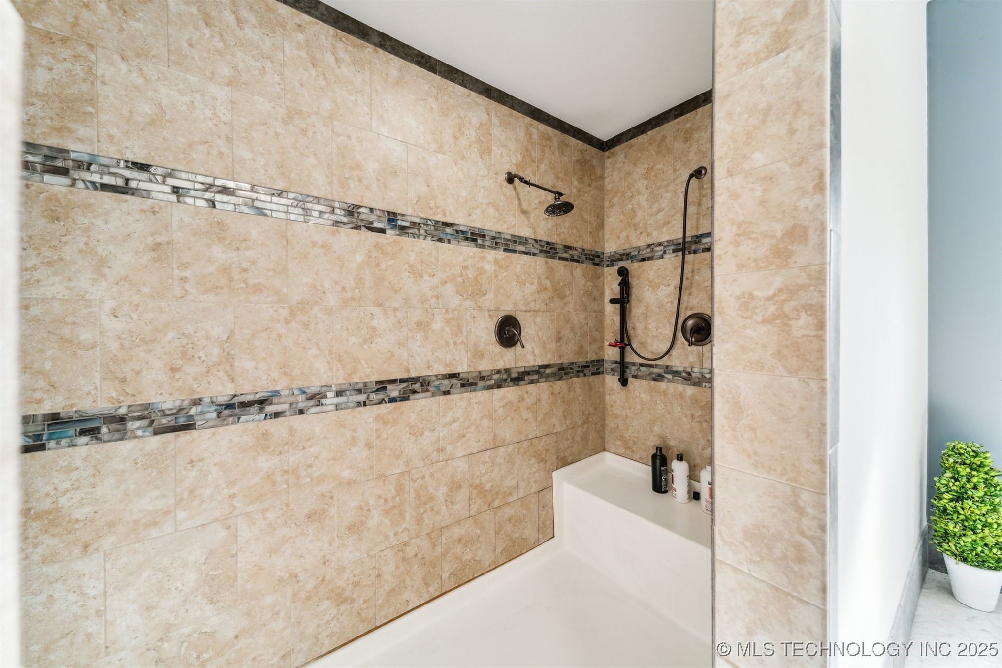 5523 County Road 366 Property Photo 27