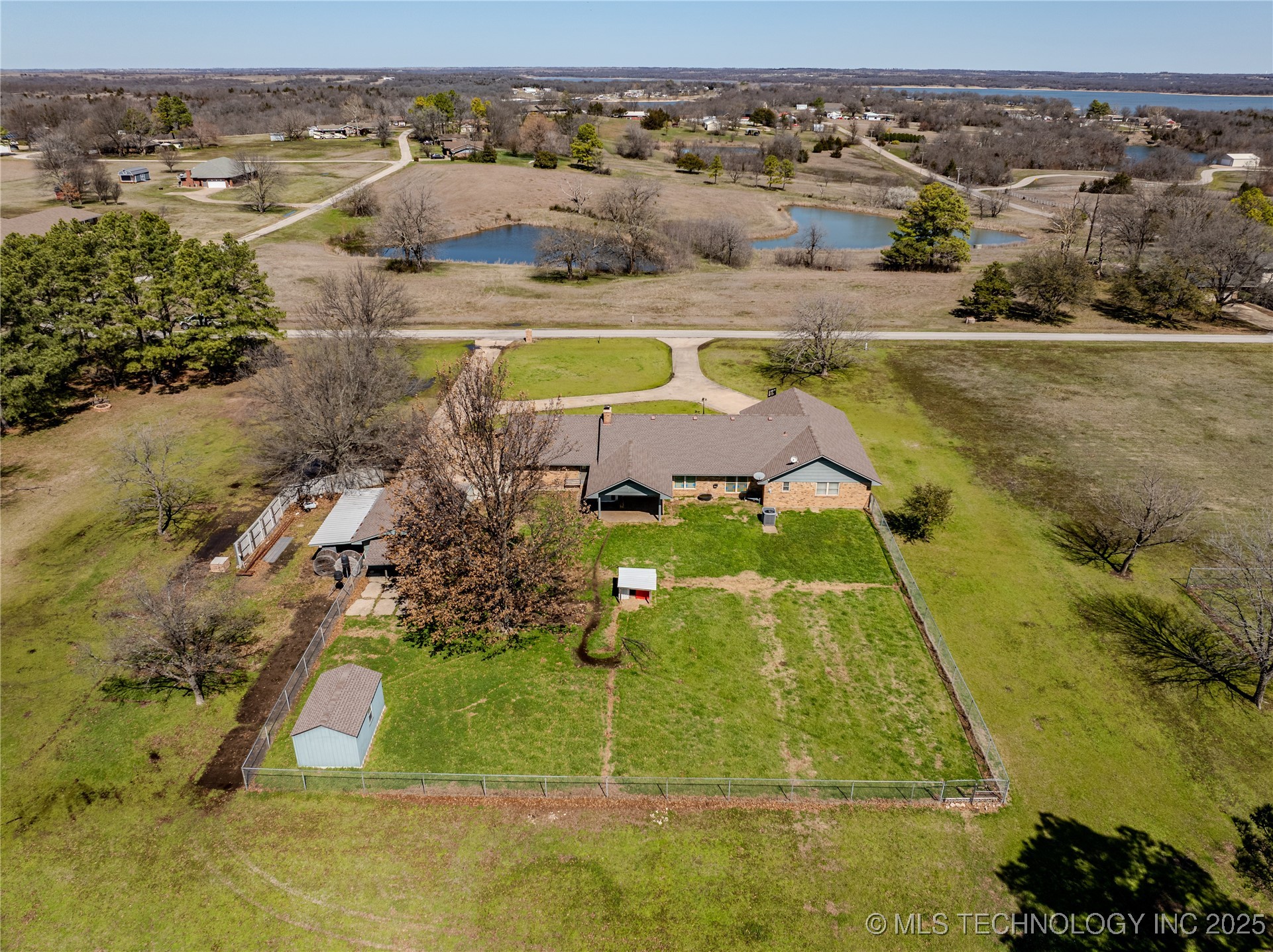 7079 Sweetgum Property Photo 7