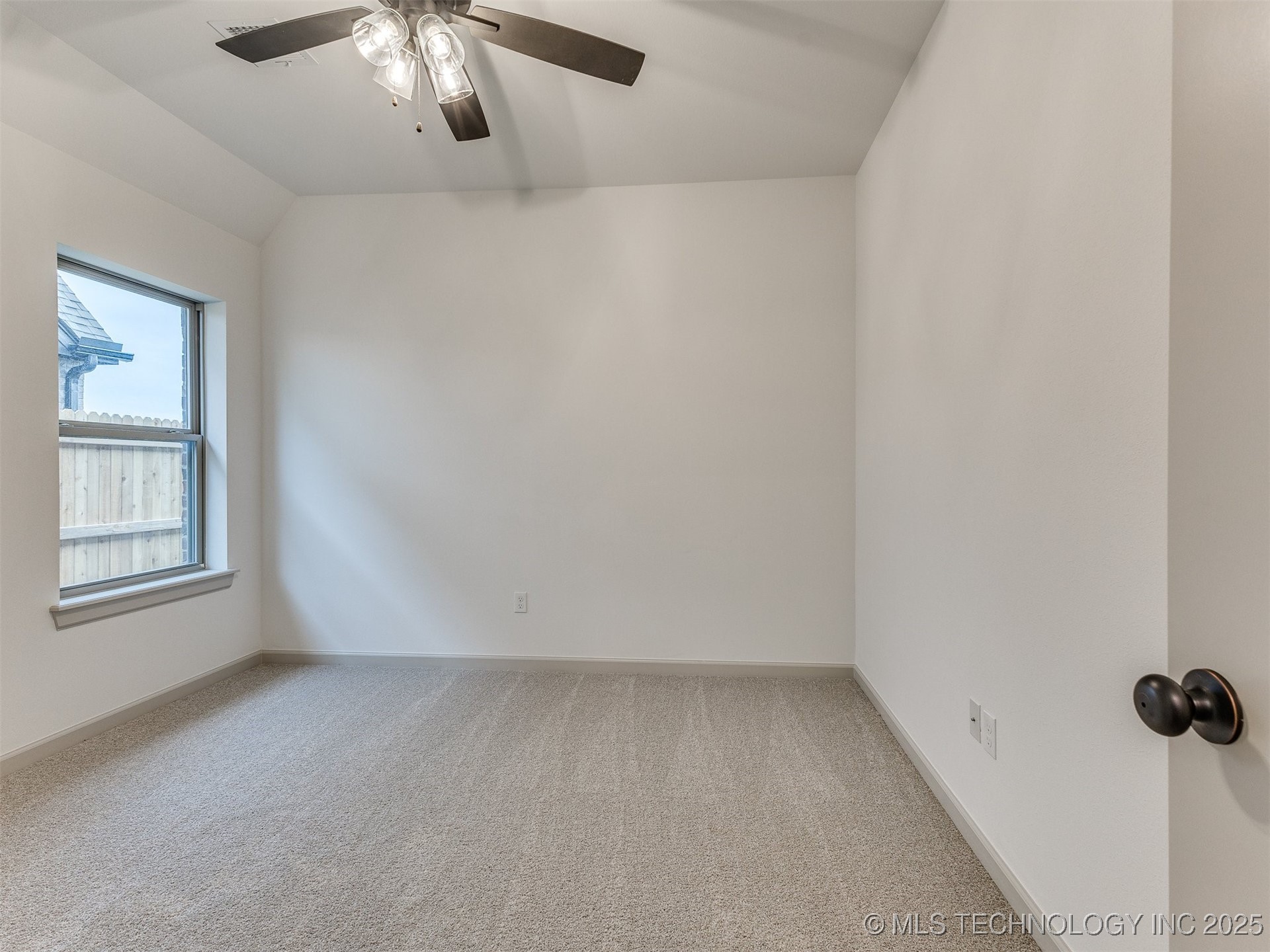 1601 N 71st Street Property Photo 26