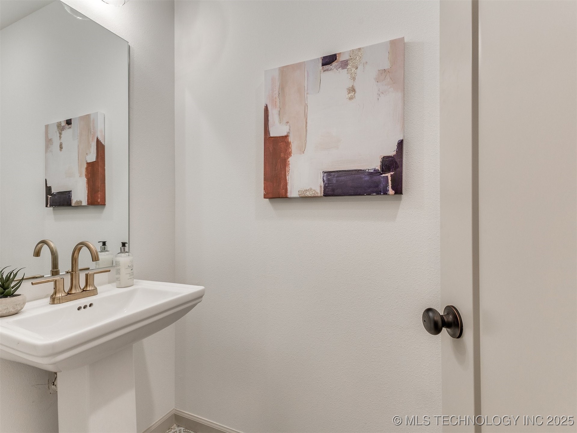 1601 N 71st Street Property Photo 28