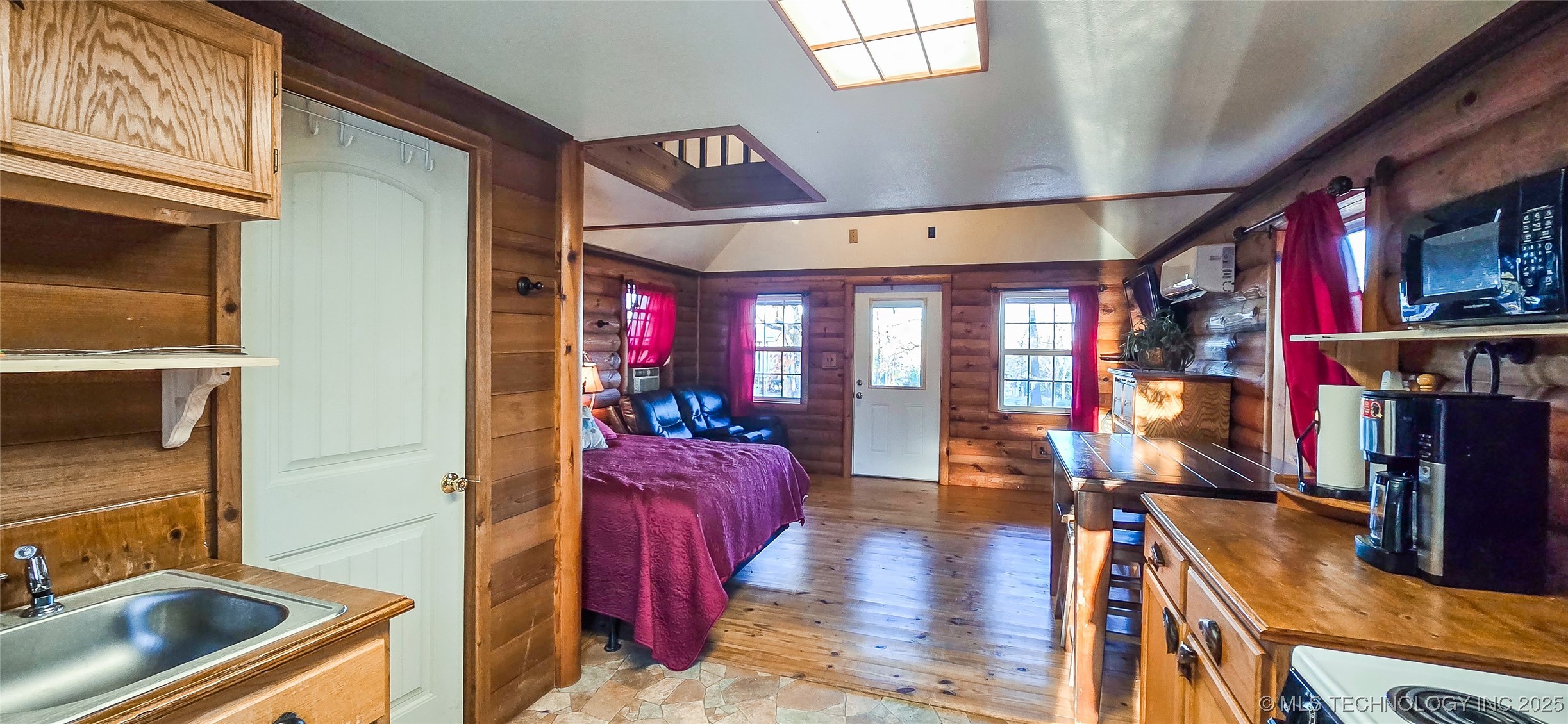 2731 Bristow Point Road Property Photo 14