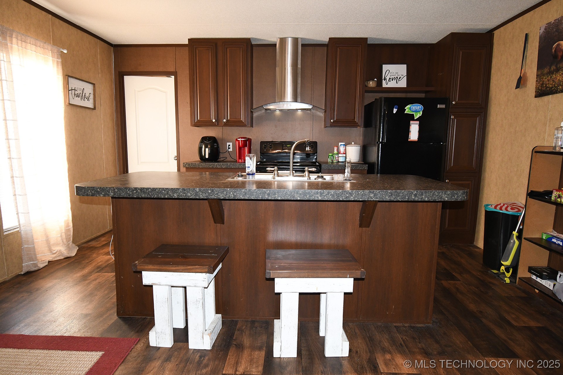 450856 E 1020 Property Photo 10