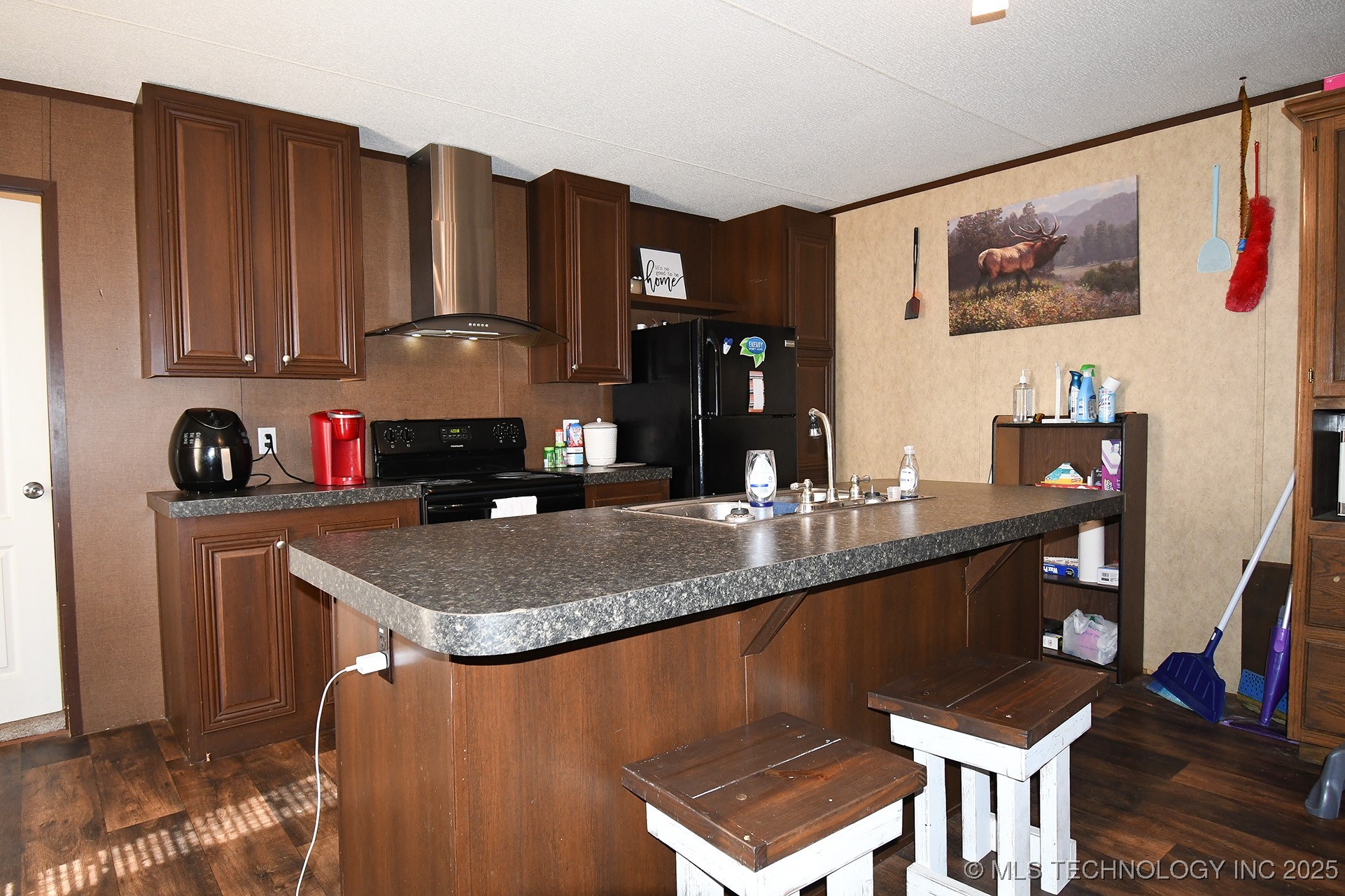 450856 E 1020 Property Photo 11